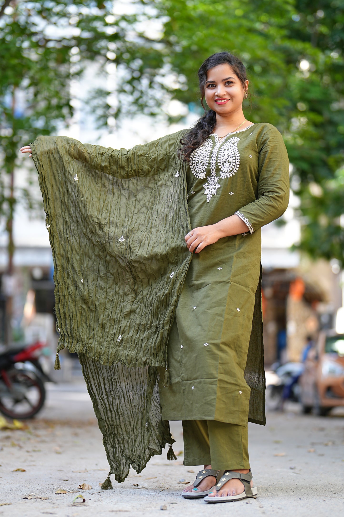 Olive Green Mul Mul Cotton Straight Cut 3 Piece Set With One Side Lining