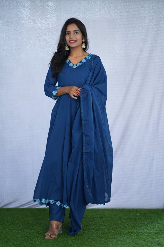 Blue Color Mul cotton Kali Pattern 3 Piece Set With Complete Lining