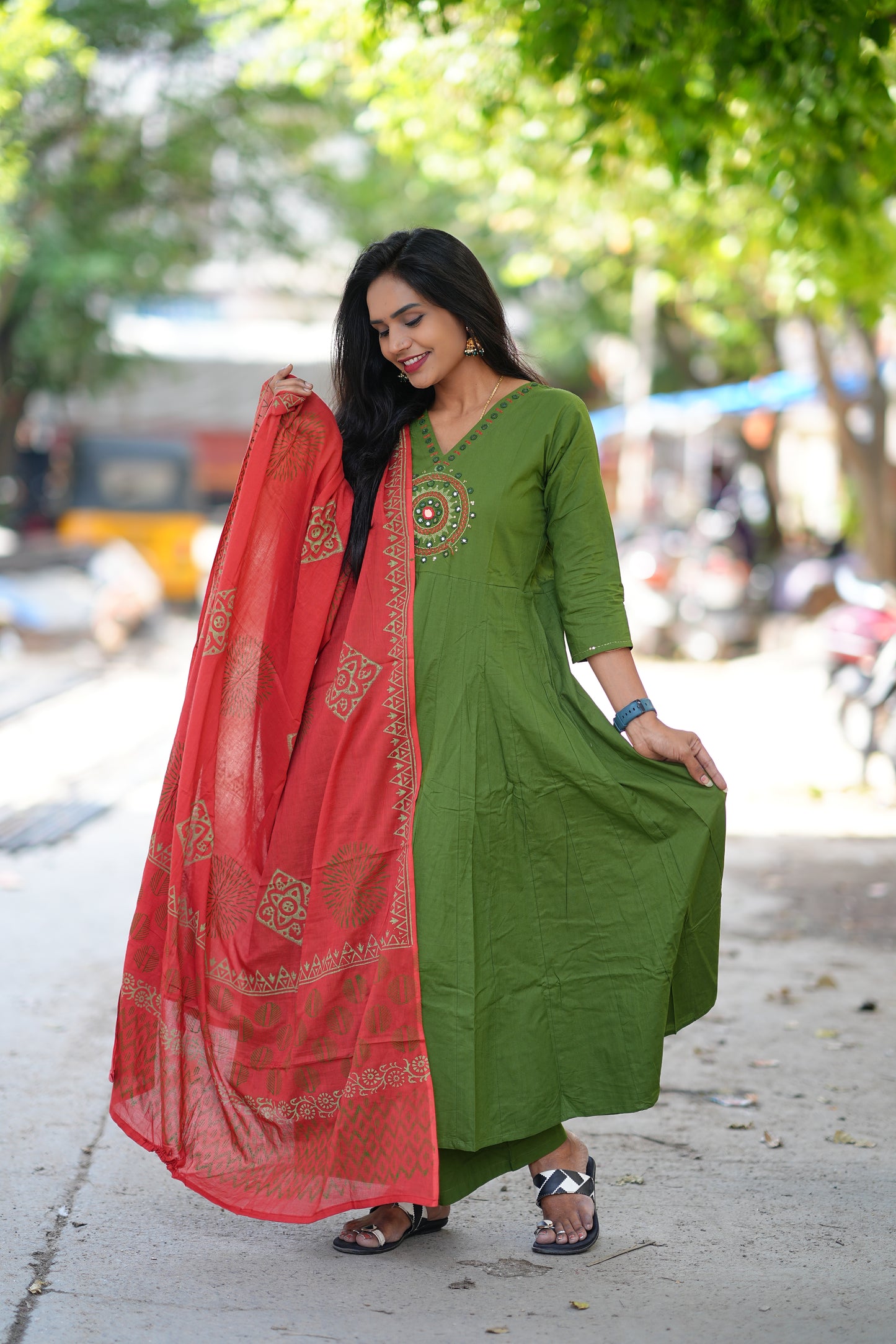 Green Color Kali Patten Anarkali 3 Piece Set With Contrast Duppata