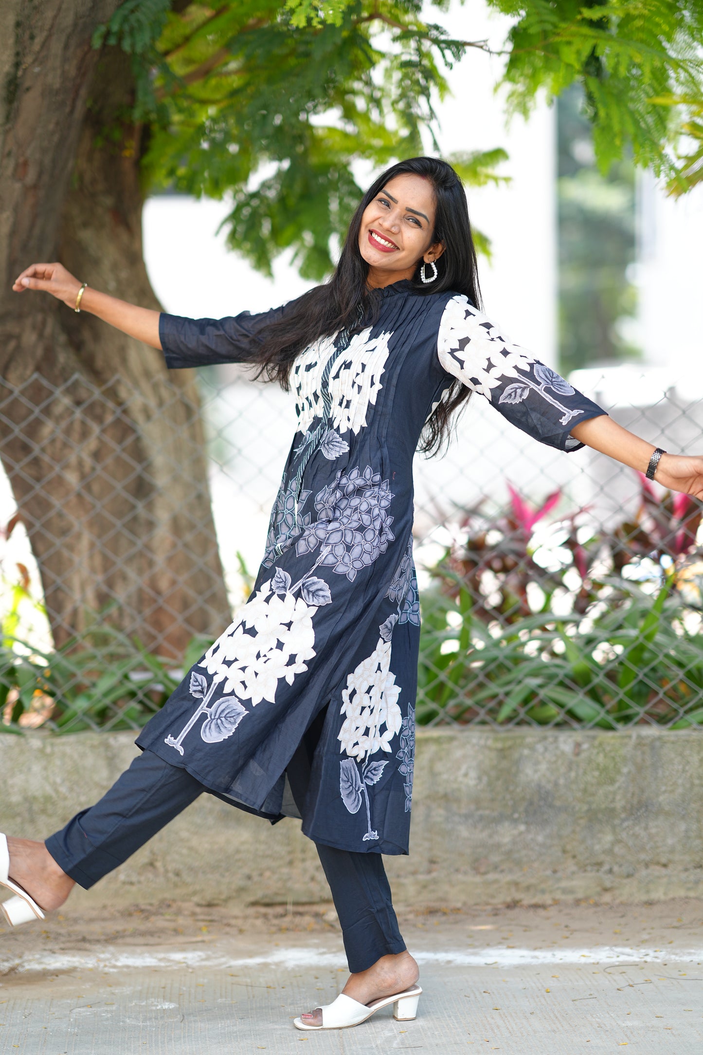 Black Color Pure Mul Cotton Desiner Wear Cordset With Lining