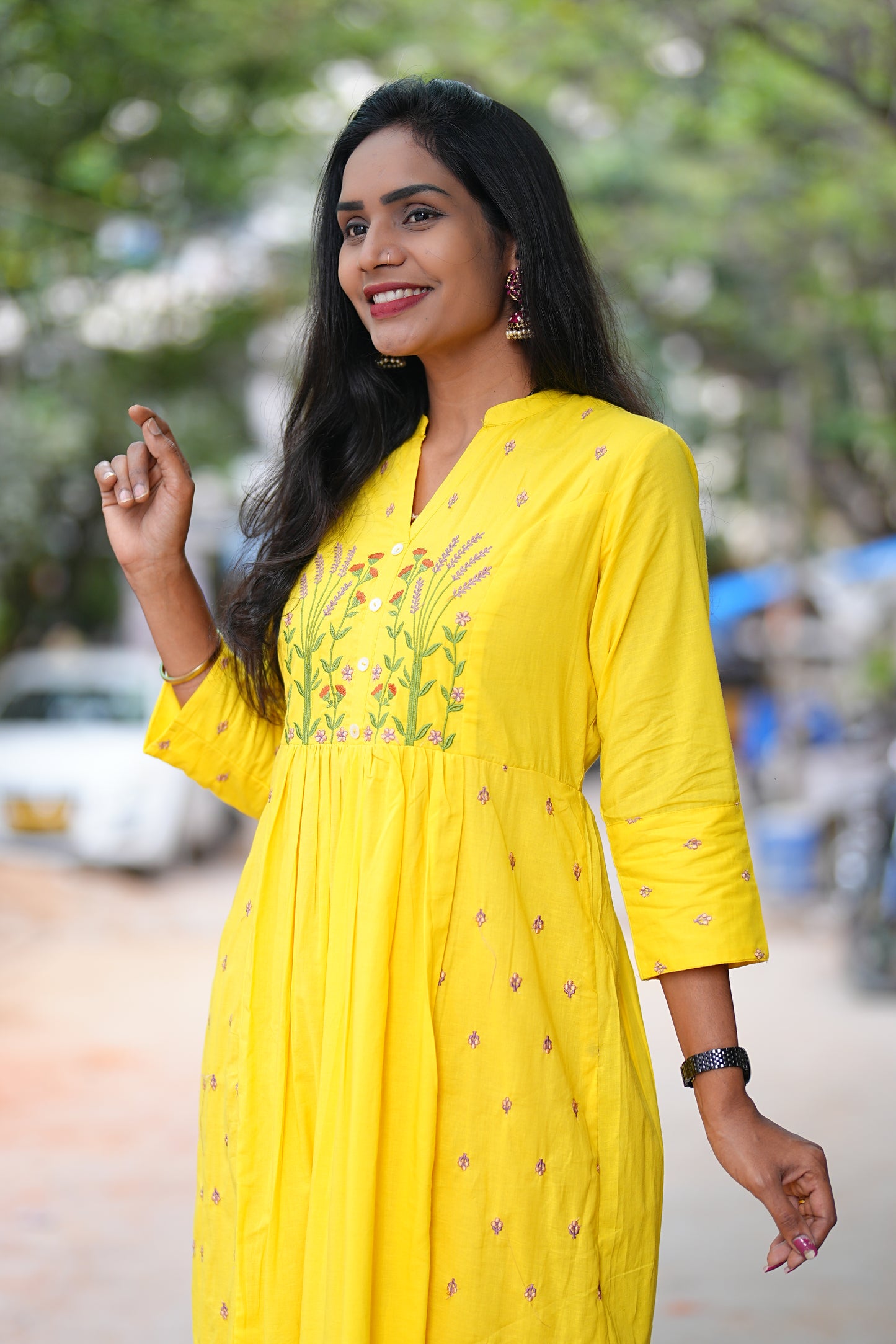 Yellow Color Thread Embriodary Pure Mul Cotton Cordset With Complete Lining