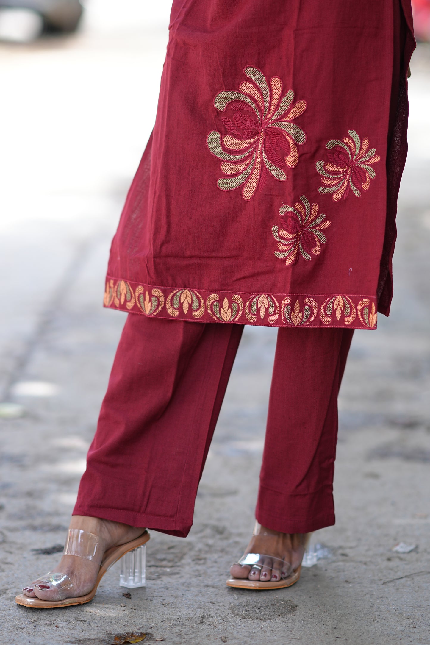 Beautiful Cord Set With Thread Embroidery Work