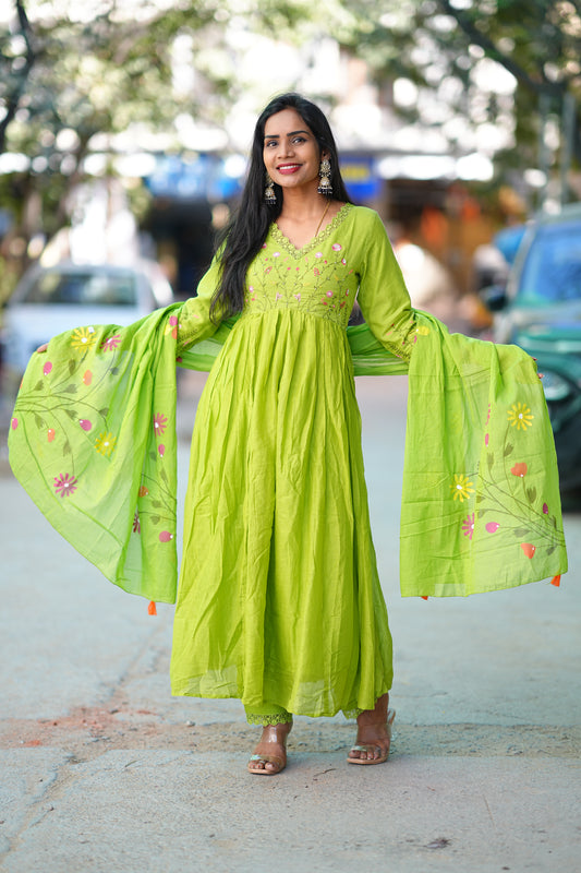 Green Color Mul Cotton 3 Piece Set with Embroidery Work and Complete Lining