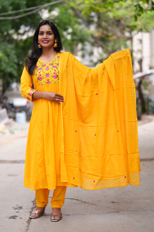 Yellow Color Mul Cotton 3 Piece Set With Complete Lining