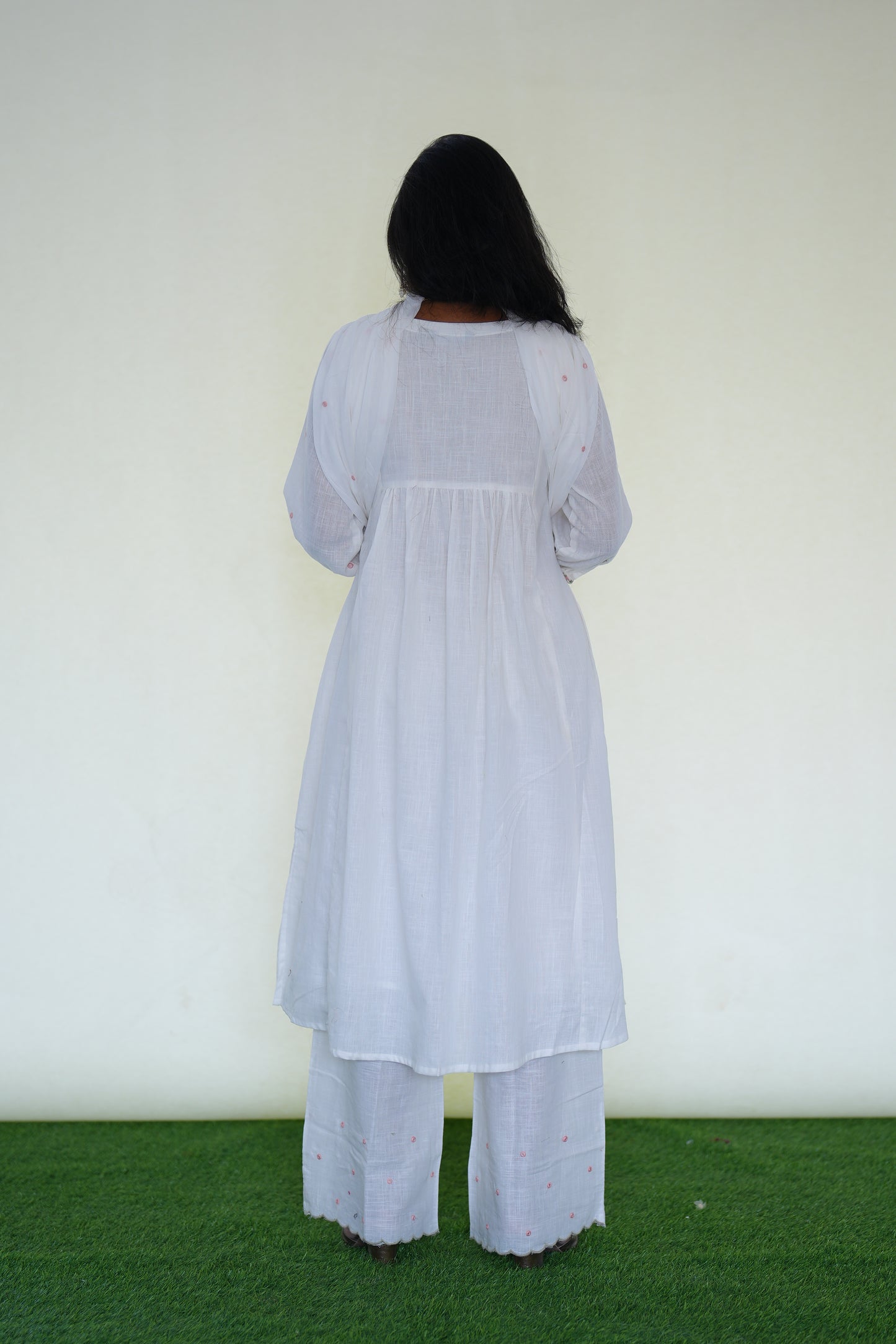 White Color Jaipuri Slub Cotton 3 Piece Set With Embroidery Work and Complete Lining