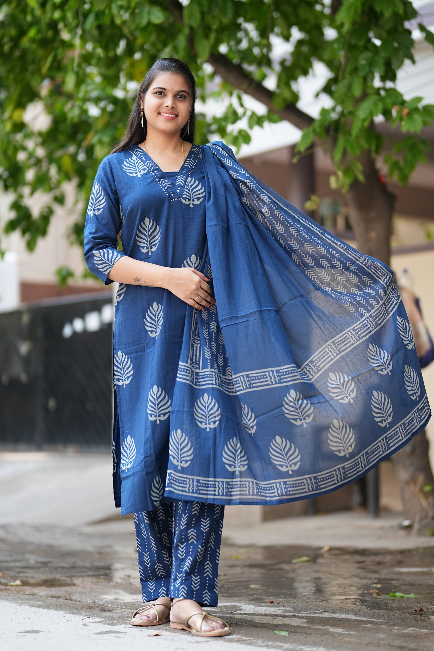 Blue Color Straight Cut V Neck Cotton 3 Piece Set