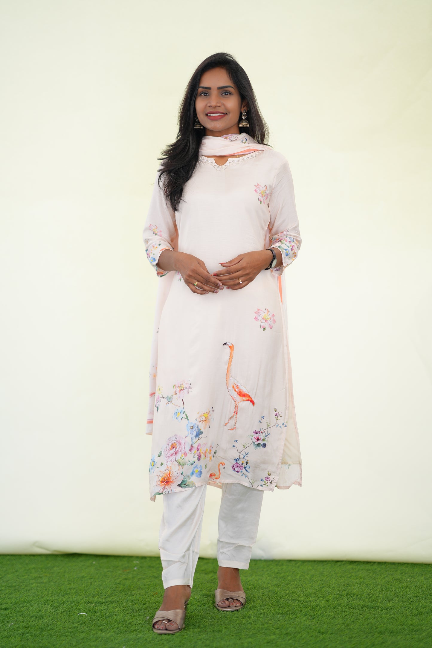 Pink Color Muslin 3 Piece Set With Digital Print and Complete Lining