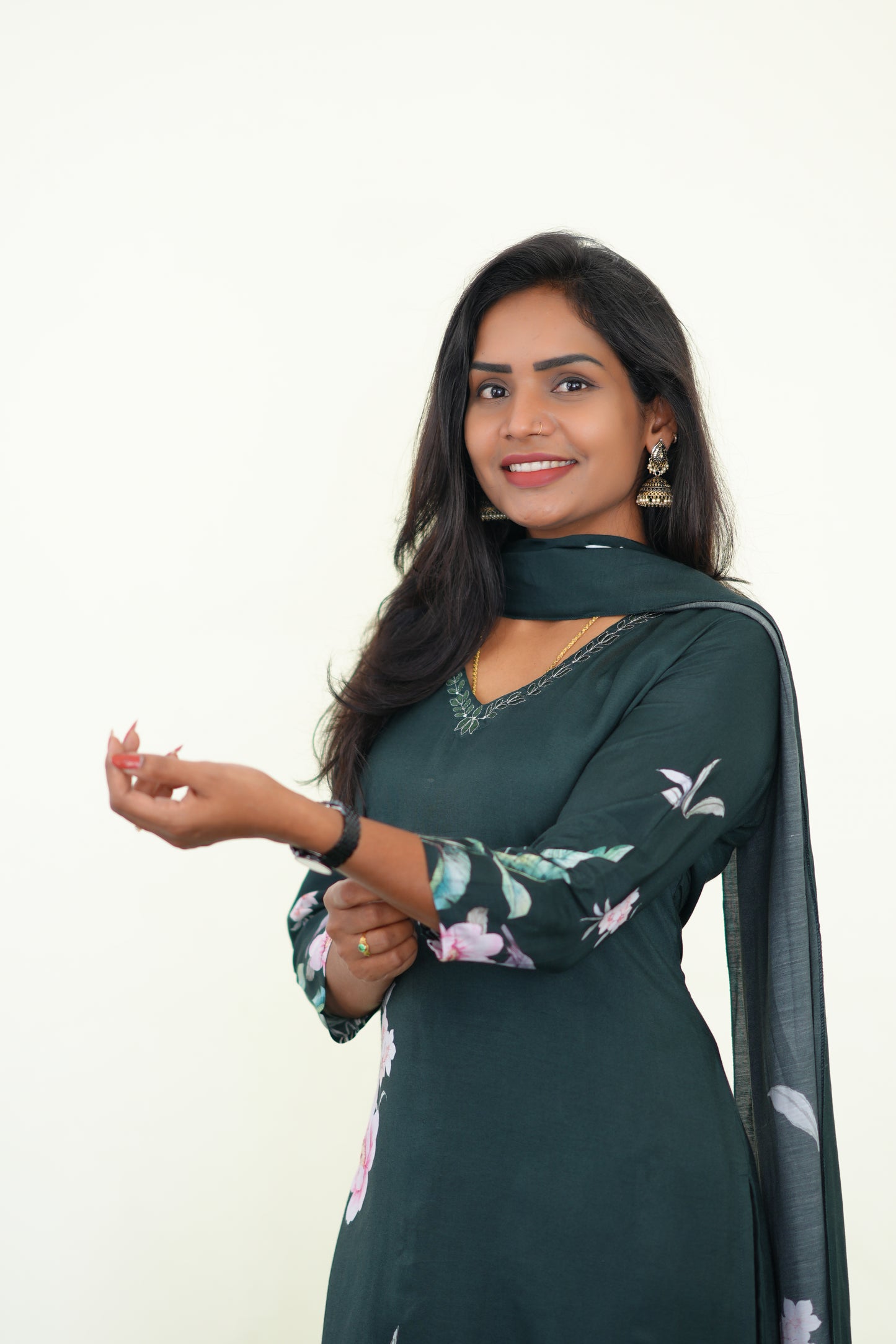 Green Color Muslin 3 Piece Set With Digital Print and Complete Lining