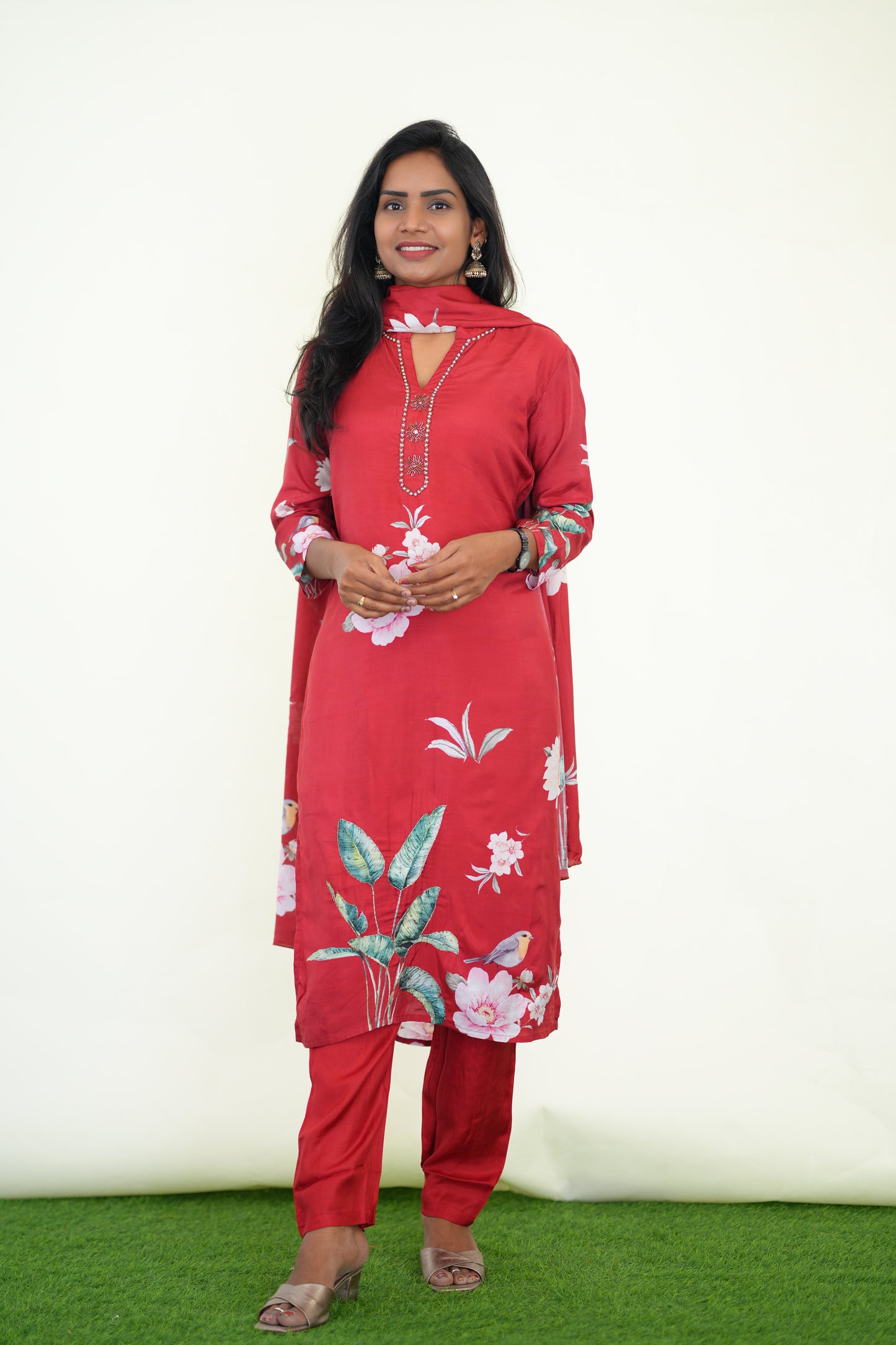 Red Color Muslin 3 Piece Set With Digital Print and Complete Lining