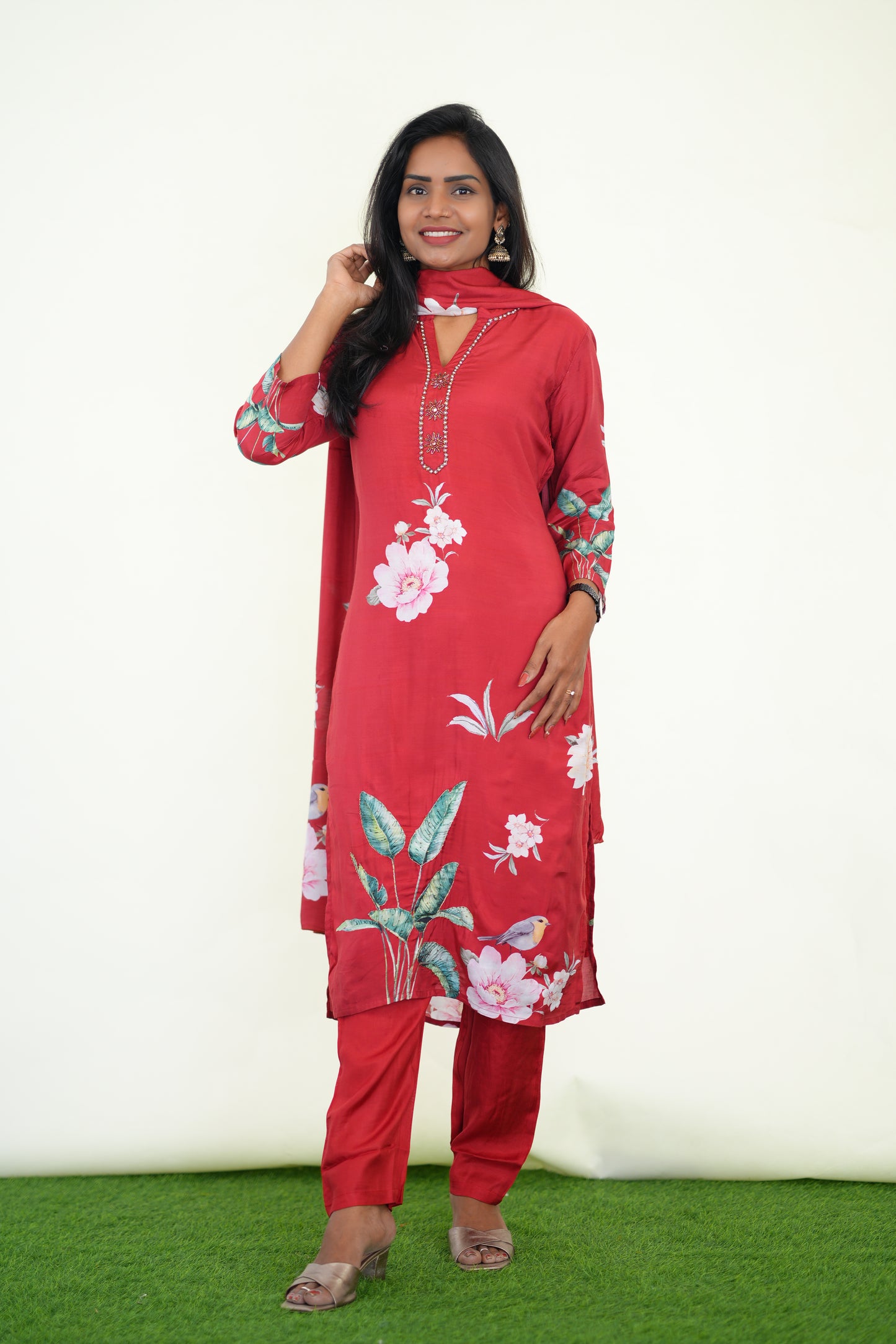 Red Color Muslin 3 Piece Set With Digital Print and Complete Lining