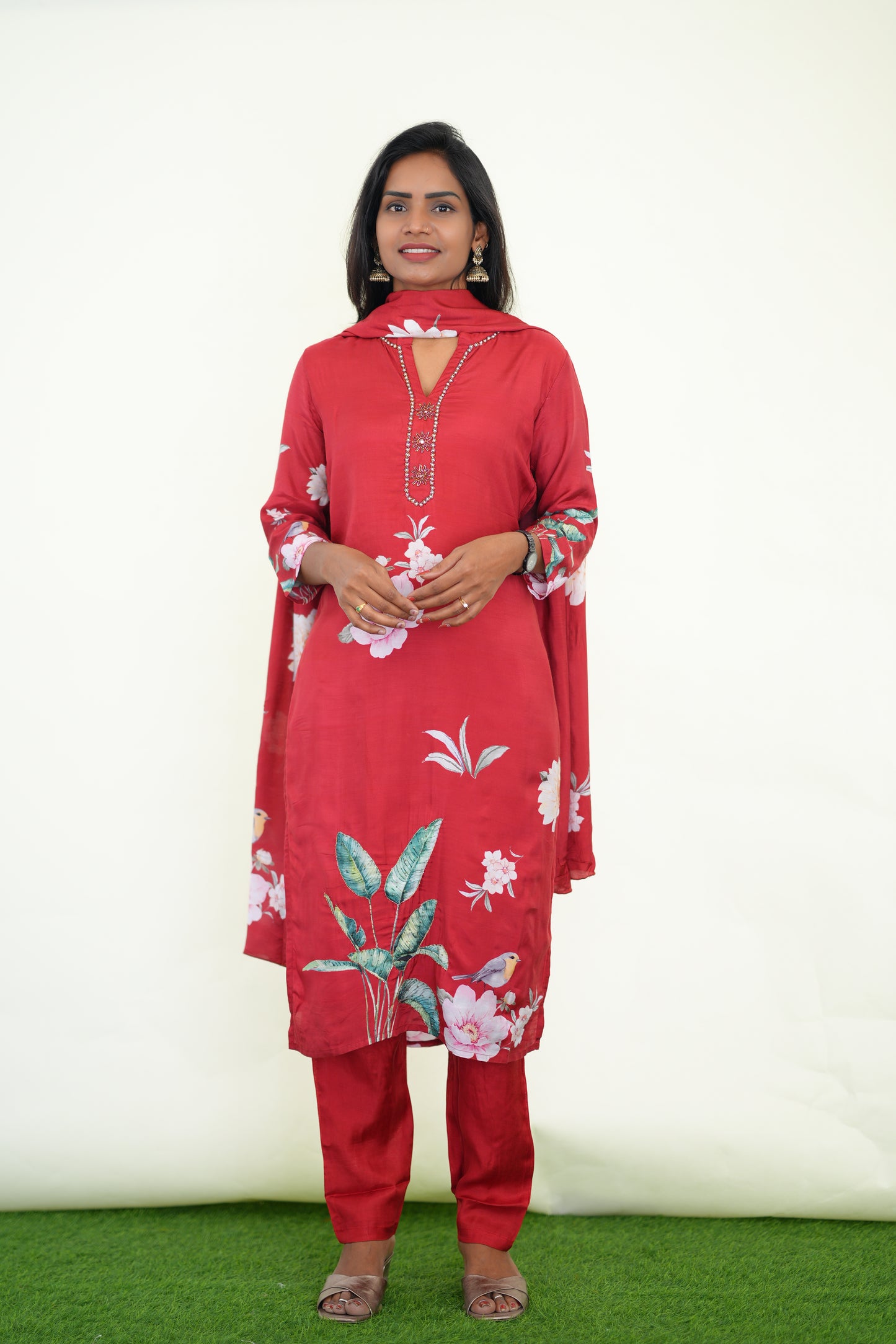 Red Color Muslin 3 Piece Set With Digital Print and Complete Lining