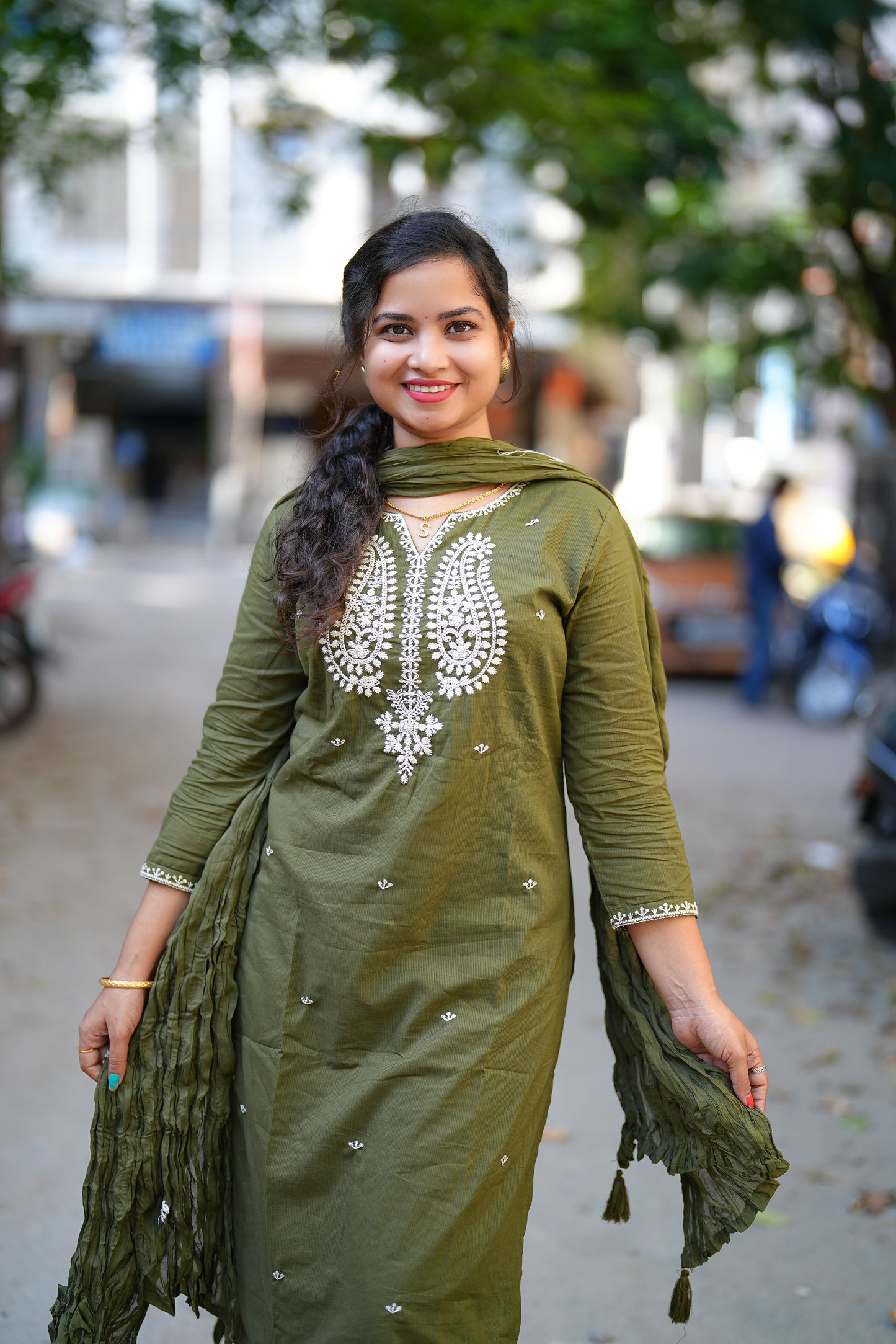 Olive Green Mul Mul Cotton Straight Cut 3 Piece Set With One Side Lining