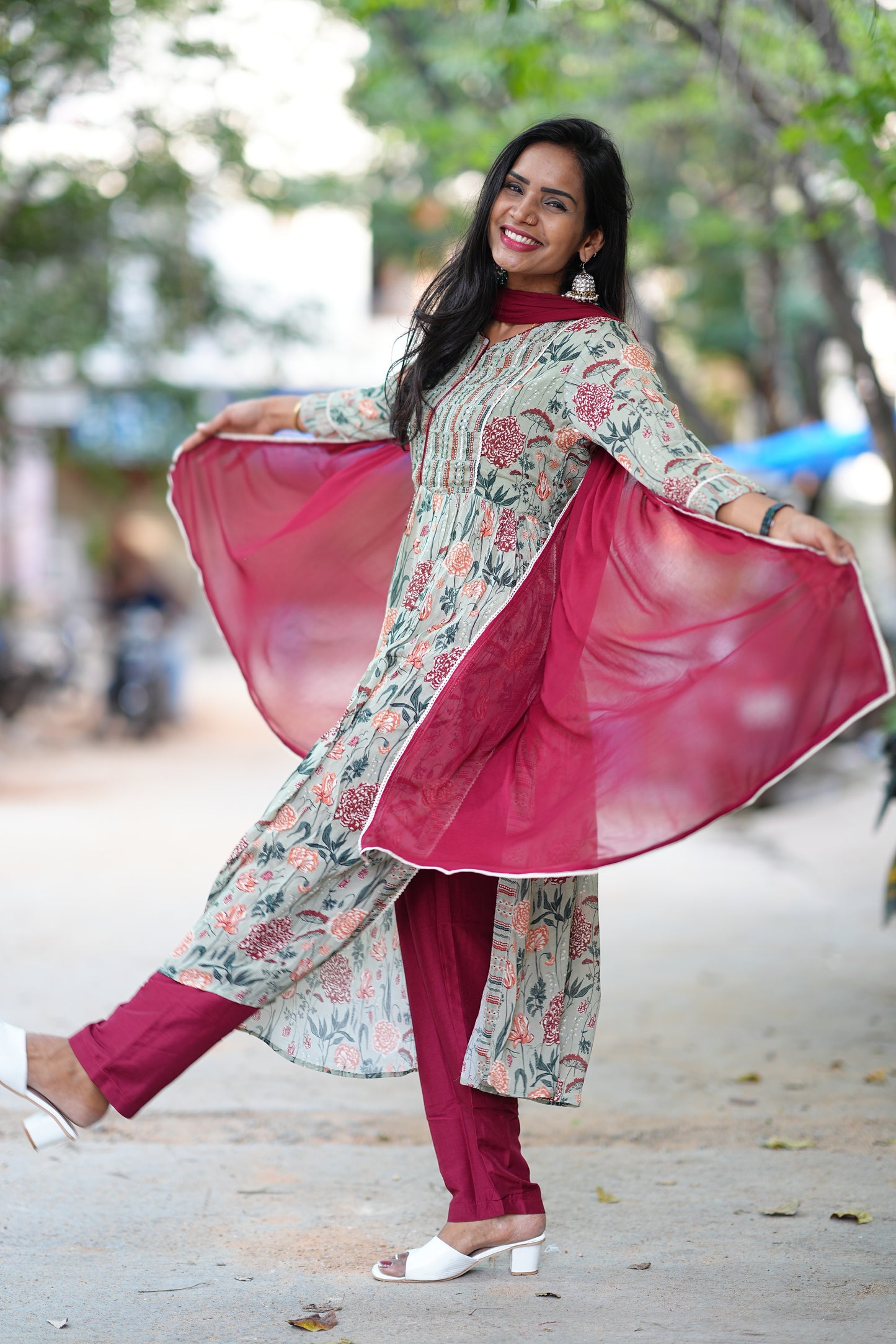 Premium Mul Chanderi Designer Wear 3 Piece Set