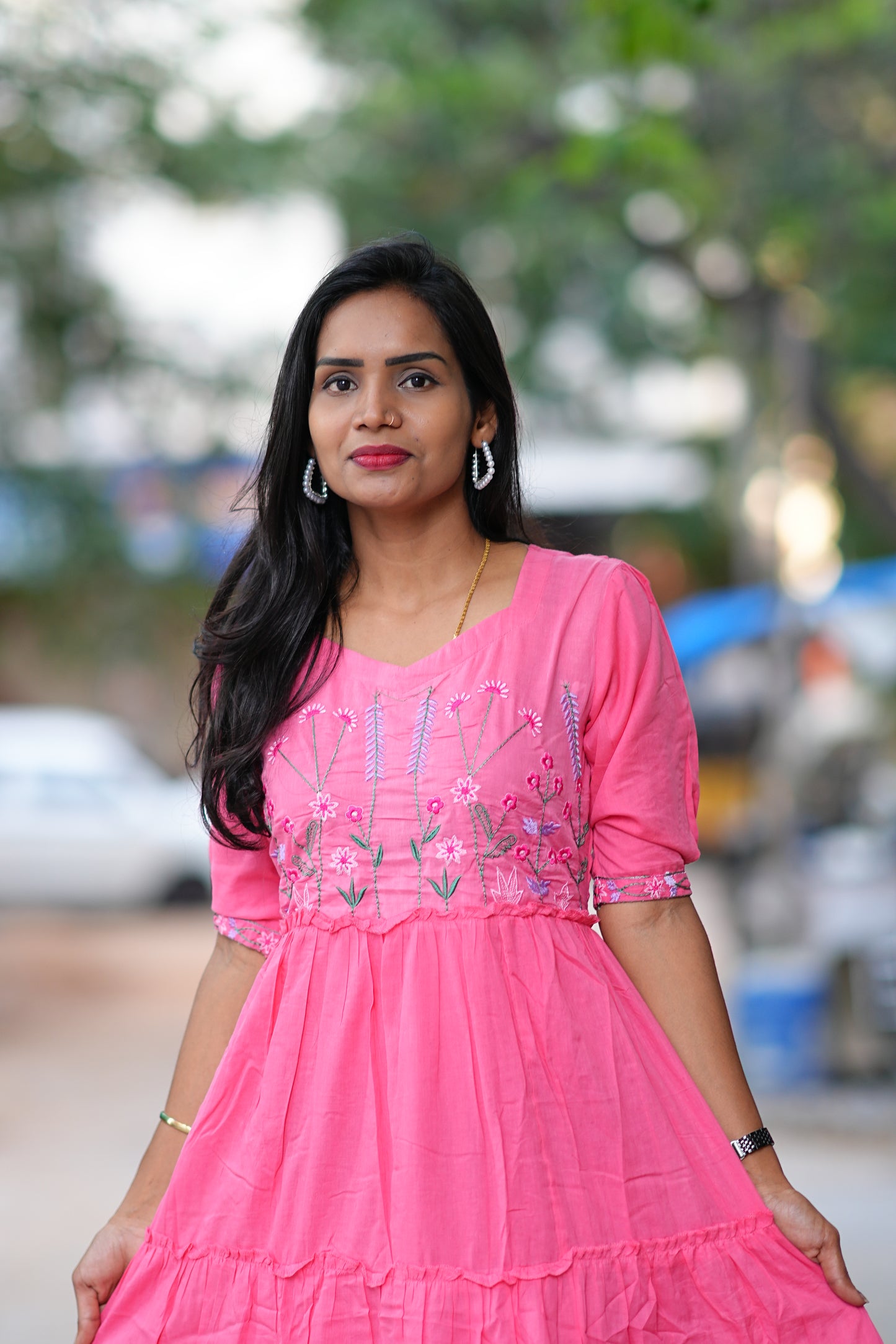 Baby Pink Color Mul Mul Cotton Frok With Thread Work and Complete Lining