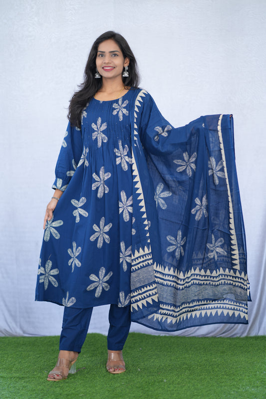Blue Color Mul Cotton 3 Piece Set With Bandhani Print and Complete Lining