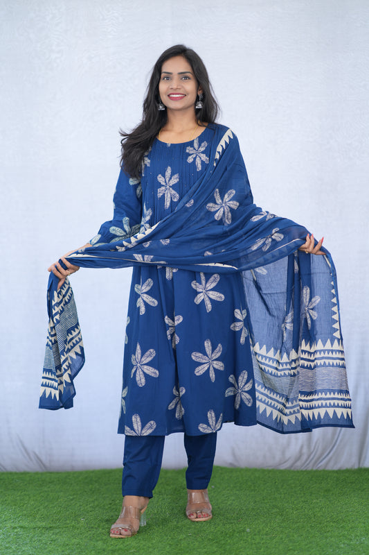 Blue Color Mul Cotton 3 Piece Set With Bandhani Print and Complete Lining