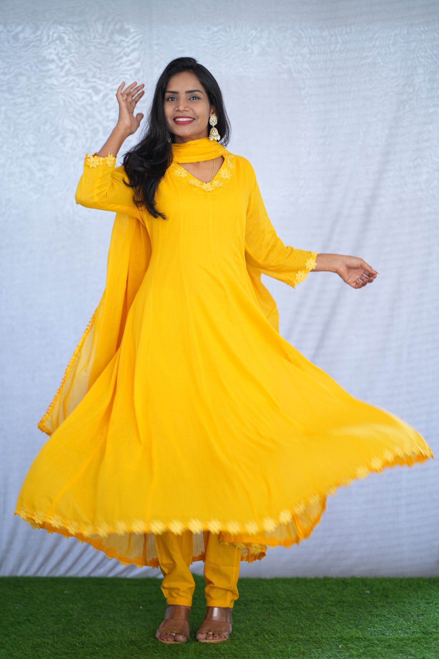 Yellow Color Mul cotton Kali Pattern 3 Piece Set With Complete Lining