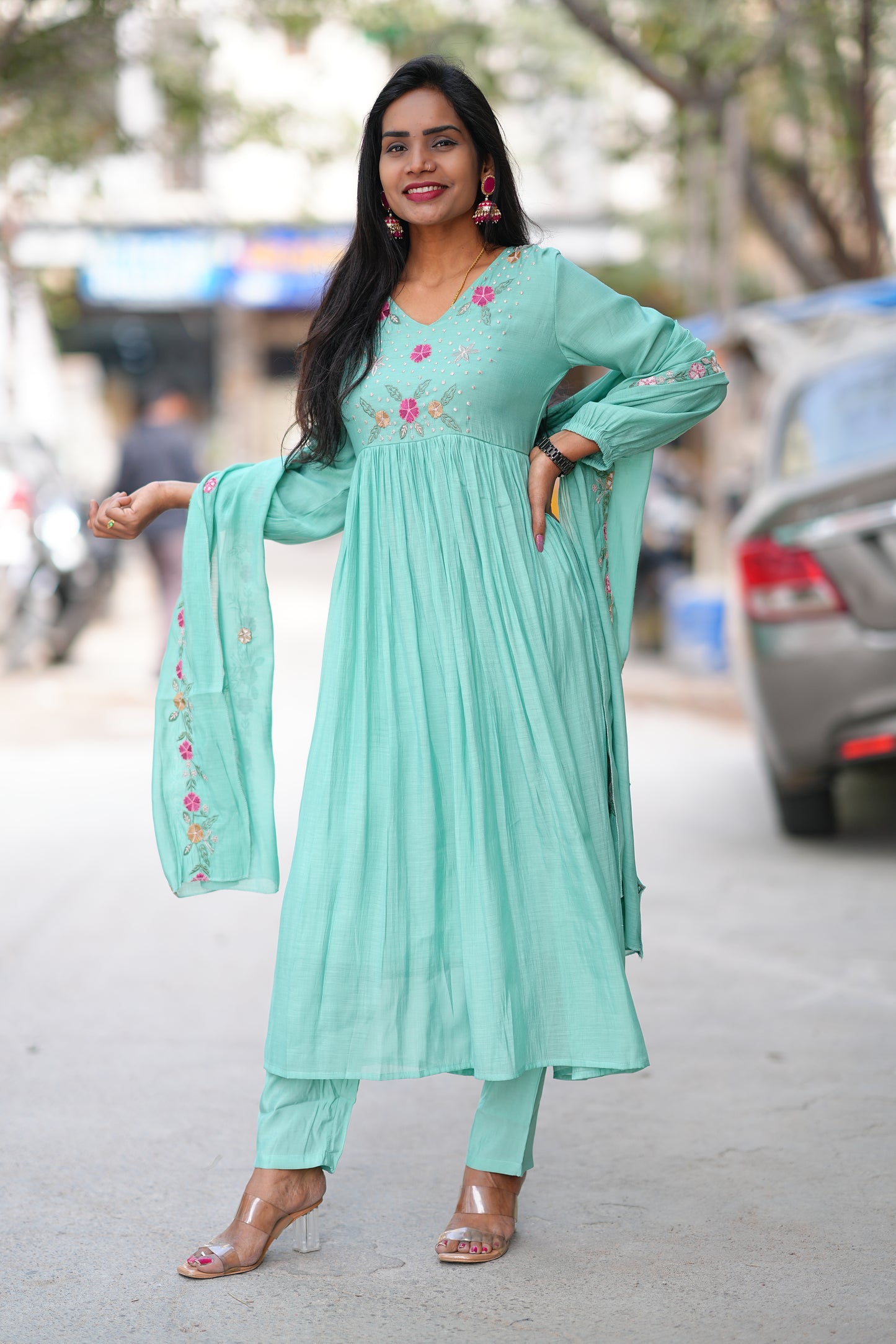 Sea Green Mul Cotton 3 Piece Set With Thread Embroidery Work and Complete Lining