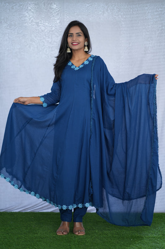 Blue Color Mul cotton Kali Pattern 3 Piece Set With Complete Lining