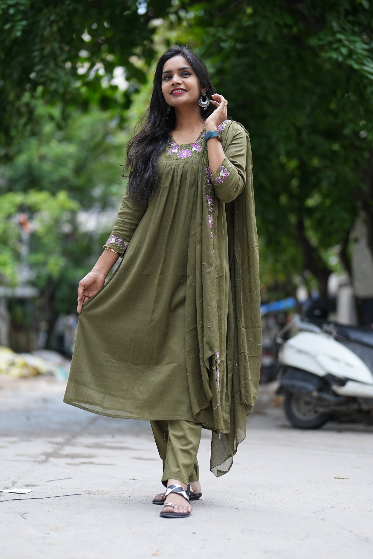 Staple Fabric Mehendhi Green 3 Piece Set