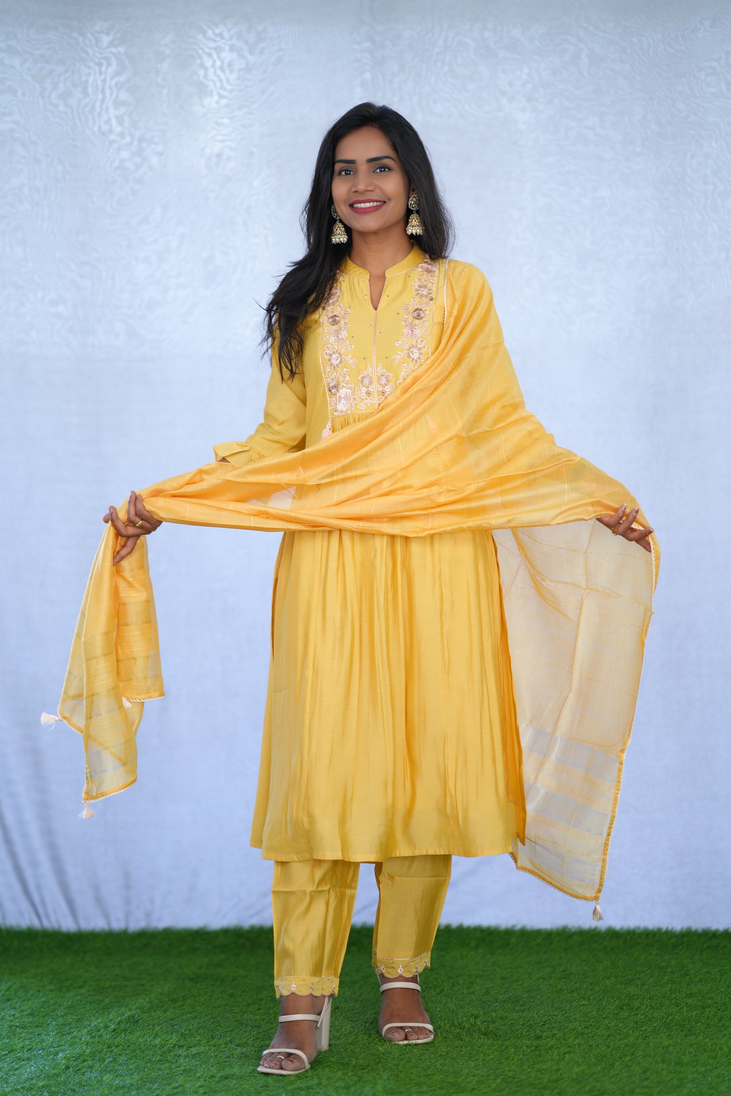 Yellow Color Viscose Fabric Pary Wear 3 Piece Set With Complete Lining