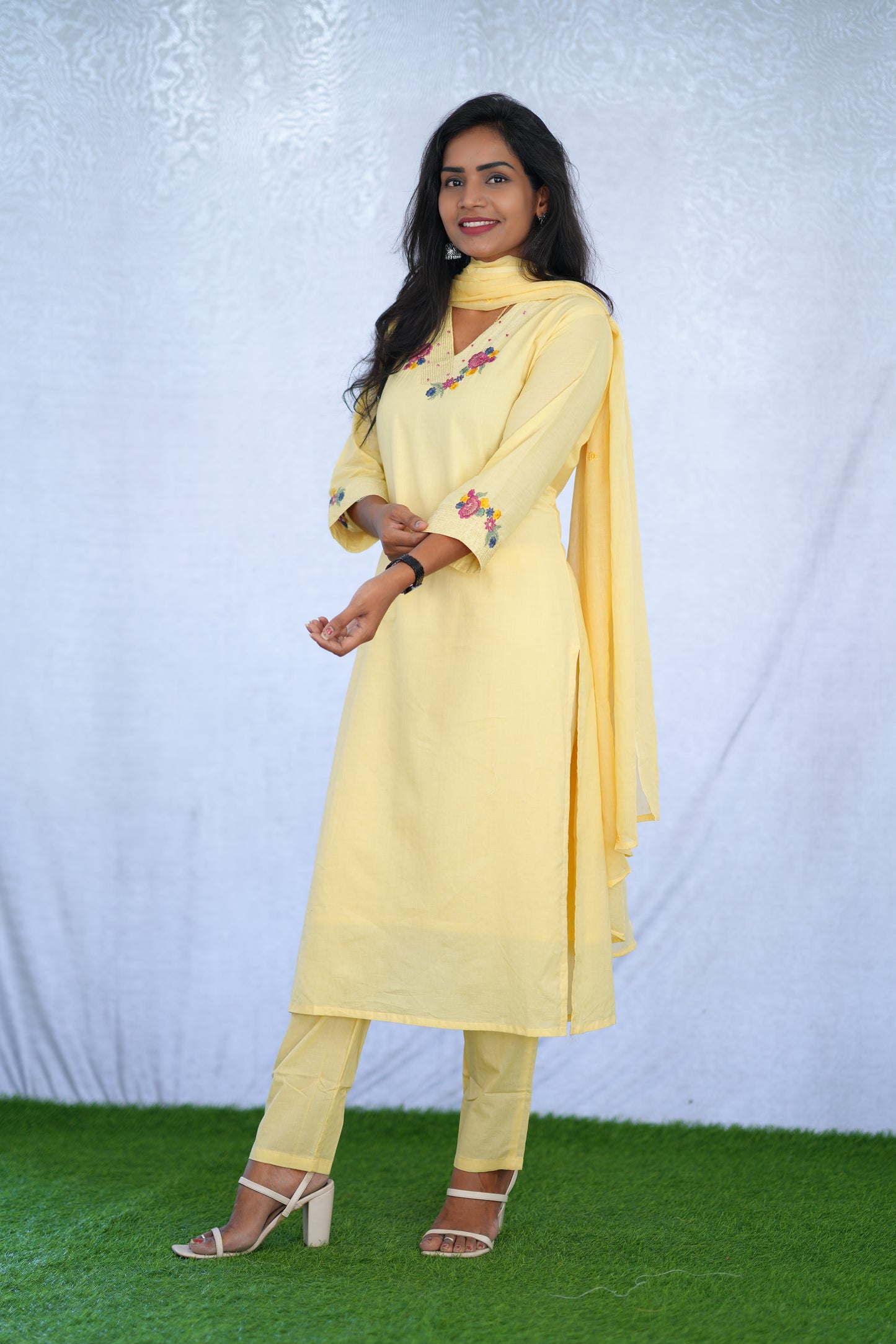yellow Jaipur cotton 3 Piece Set With embroidery work and Complete Lining