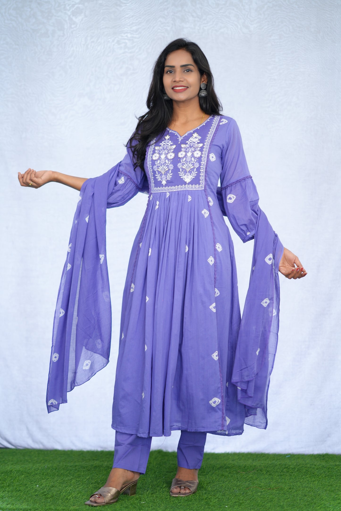 Lavender Color Mul cotton 3 Piece Set with embroidery work and complete lining
