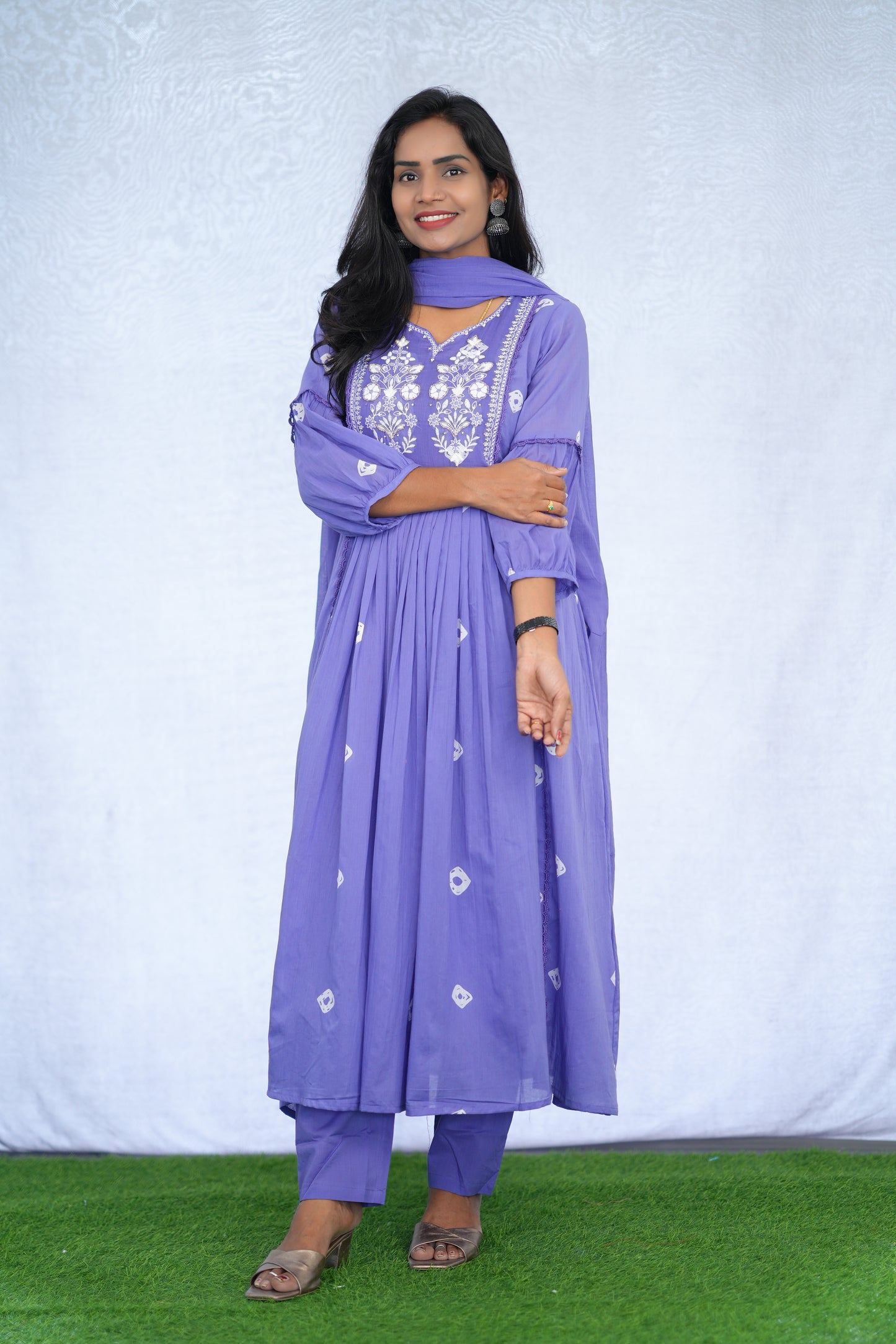 Lavender Color Mul cotton 3 Piece Set with embroidery work and complete lining
