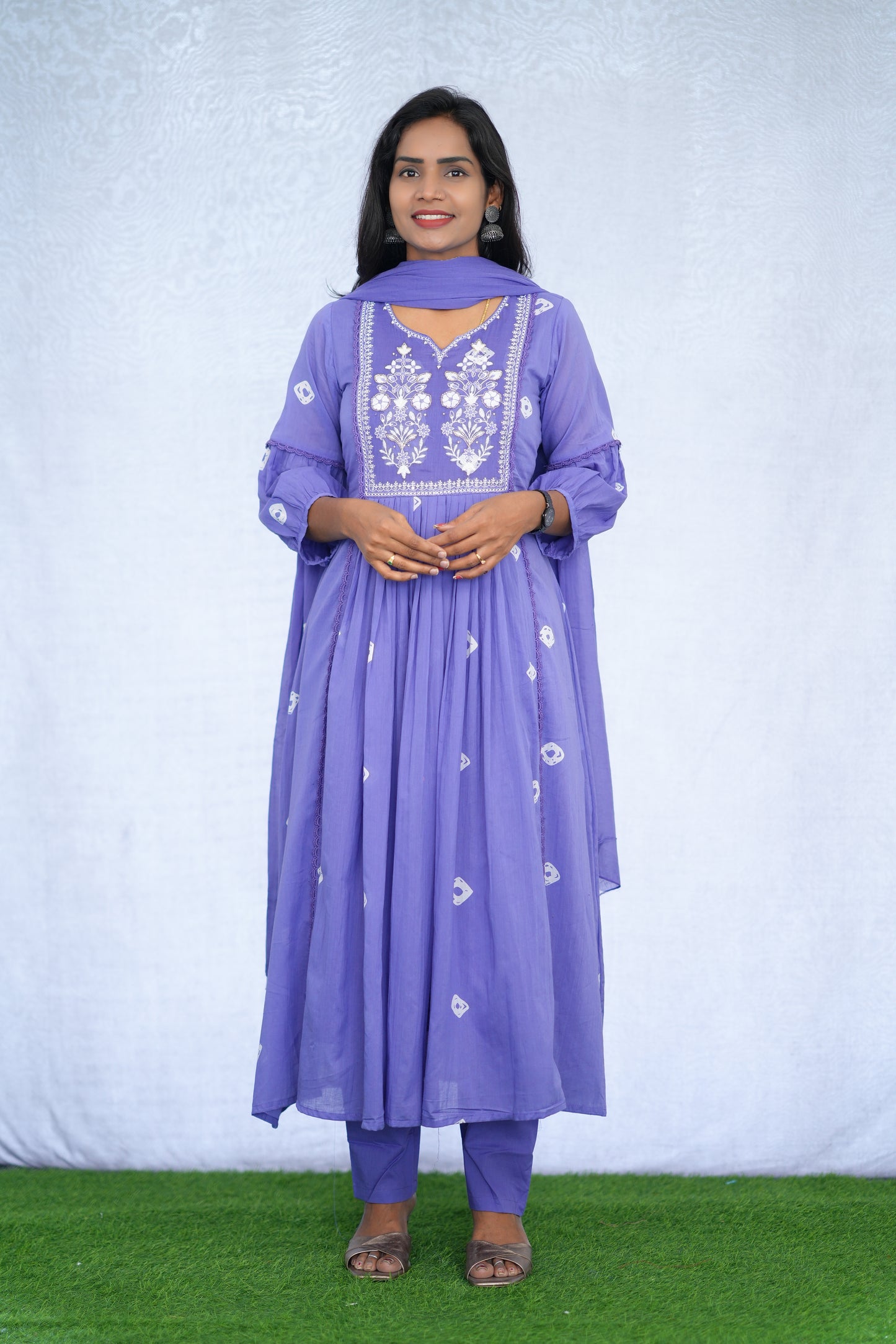 Lavender Color Mul cotton 3 Piece Set with embroidery work and complete lining