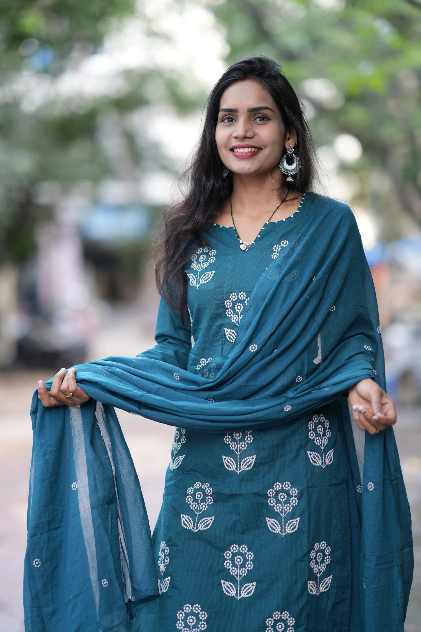 Russian Green Color Mul Cotton 3 Piece Set With Thread Work