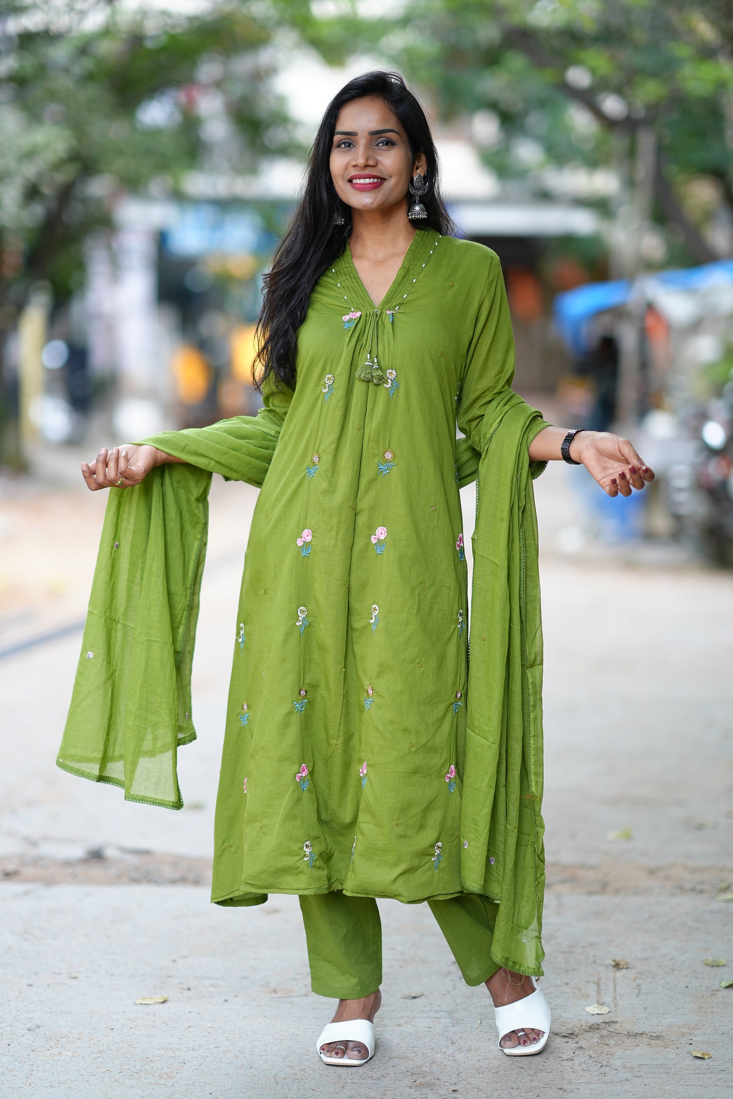 Designer Wear Mehendhi Green Color Mul Cotton 3 Piece Set With Complete Lining