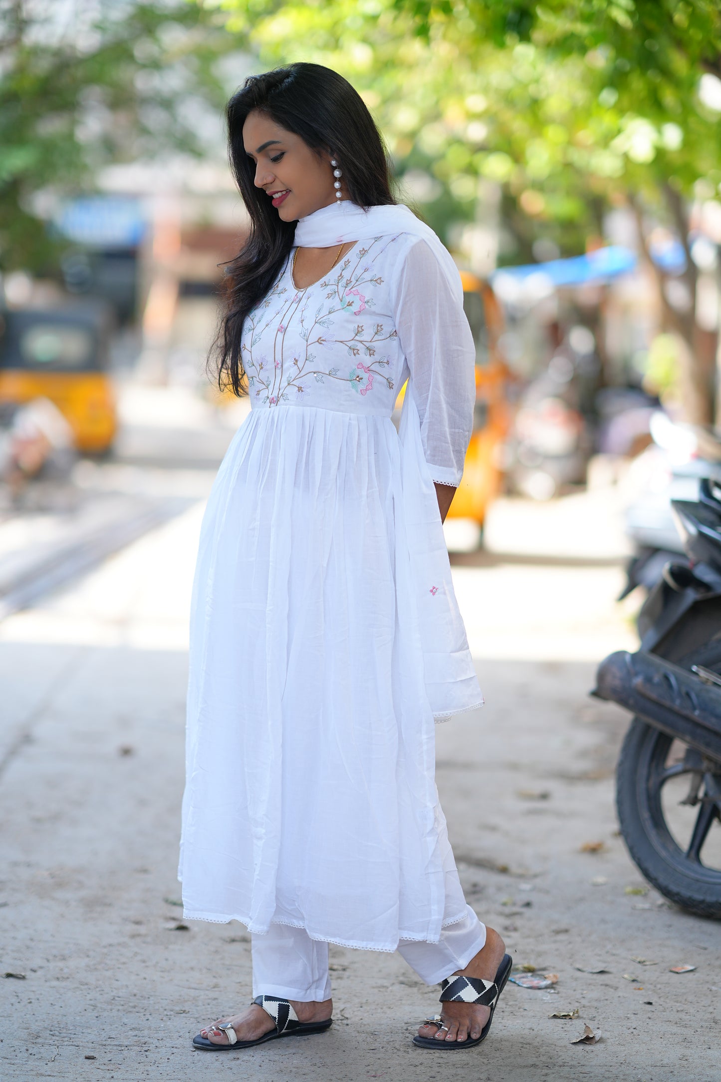 White Color Pure Mul Mul Cotton Anarkali 3 Piece Set With Embriodary Work and Complete Lining