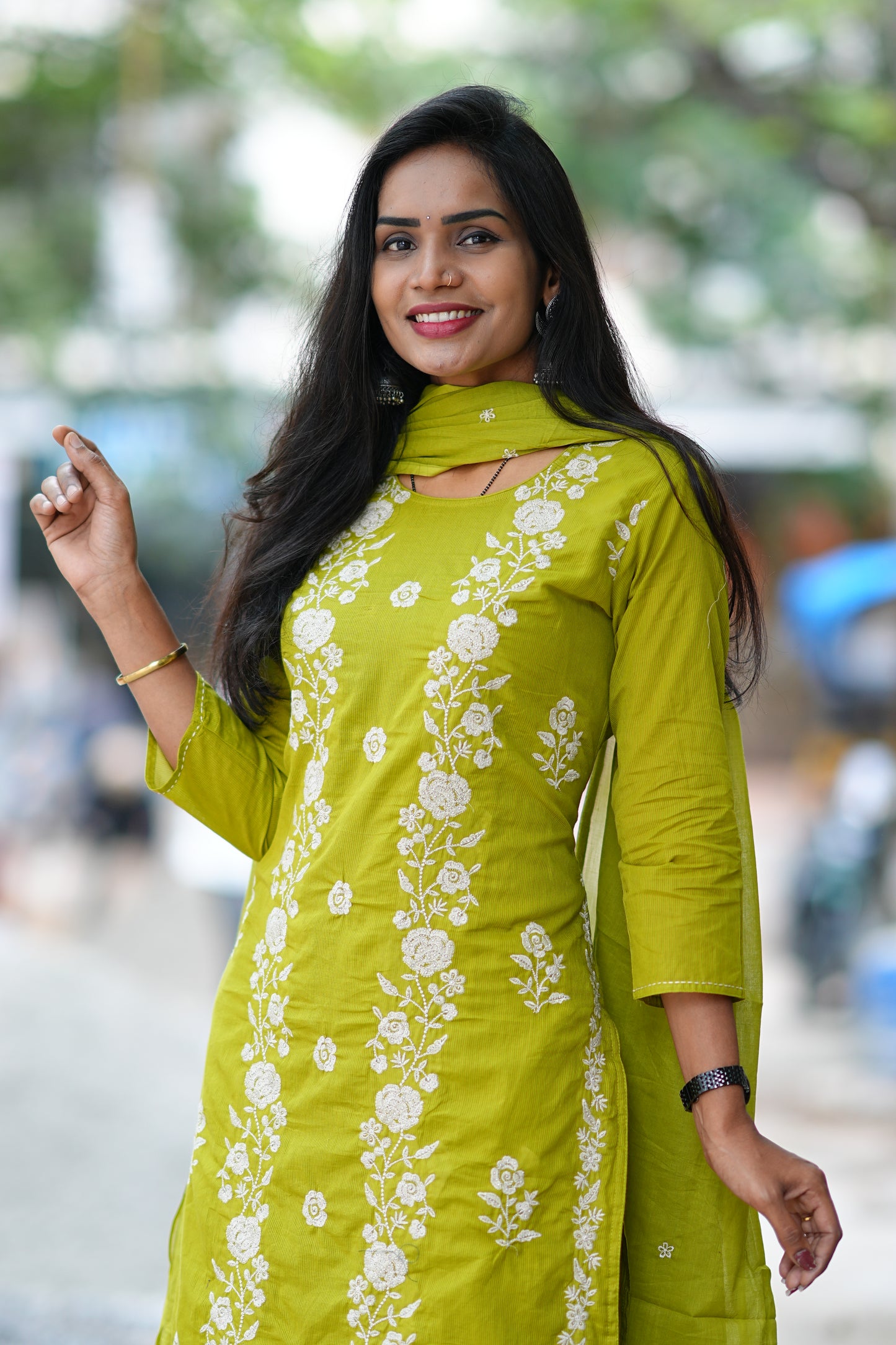 Mehendhi Green Mul Cotton 3 Piece Set With Full Thread Work