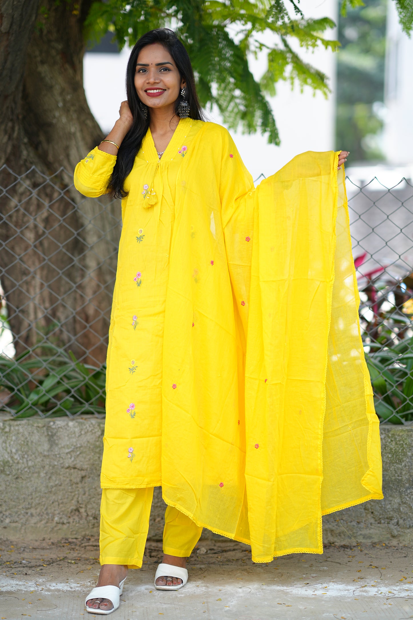 Beautiful Yellow Color Mul Cotton 3 Piece Set With Complete Lining
