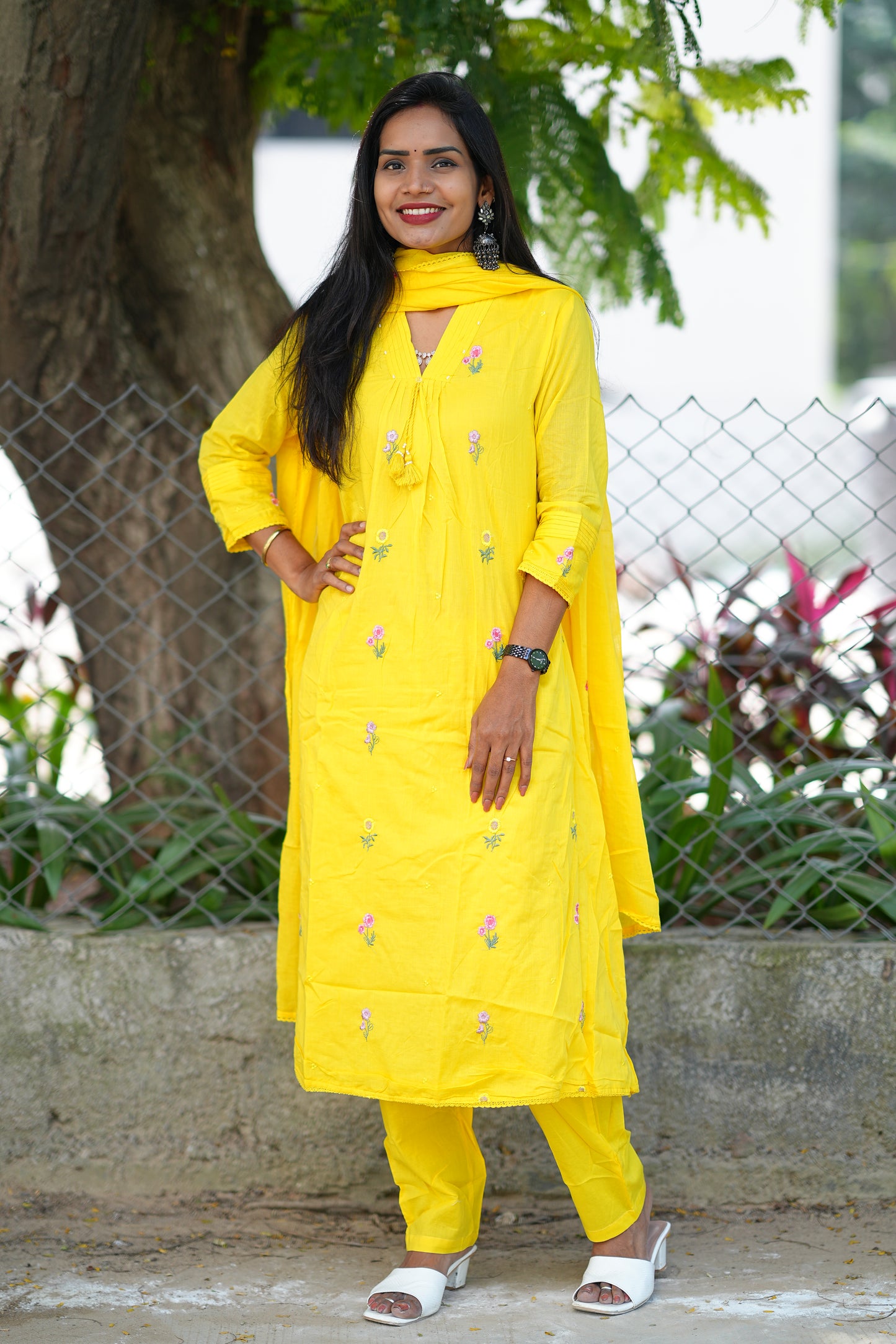 Beautiful Yellow Color Mul Cotton 3 Piece Set With Complete Lining