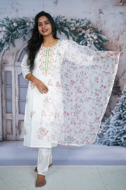 White Color Roman Silk Thread Work 3 Piece Set With Digital Print Organza Duppata