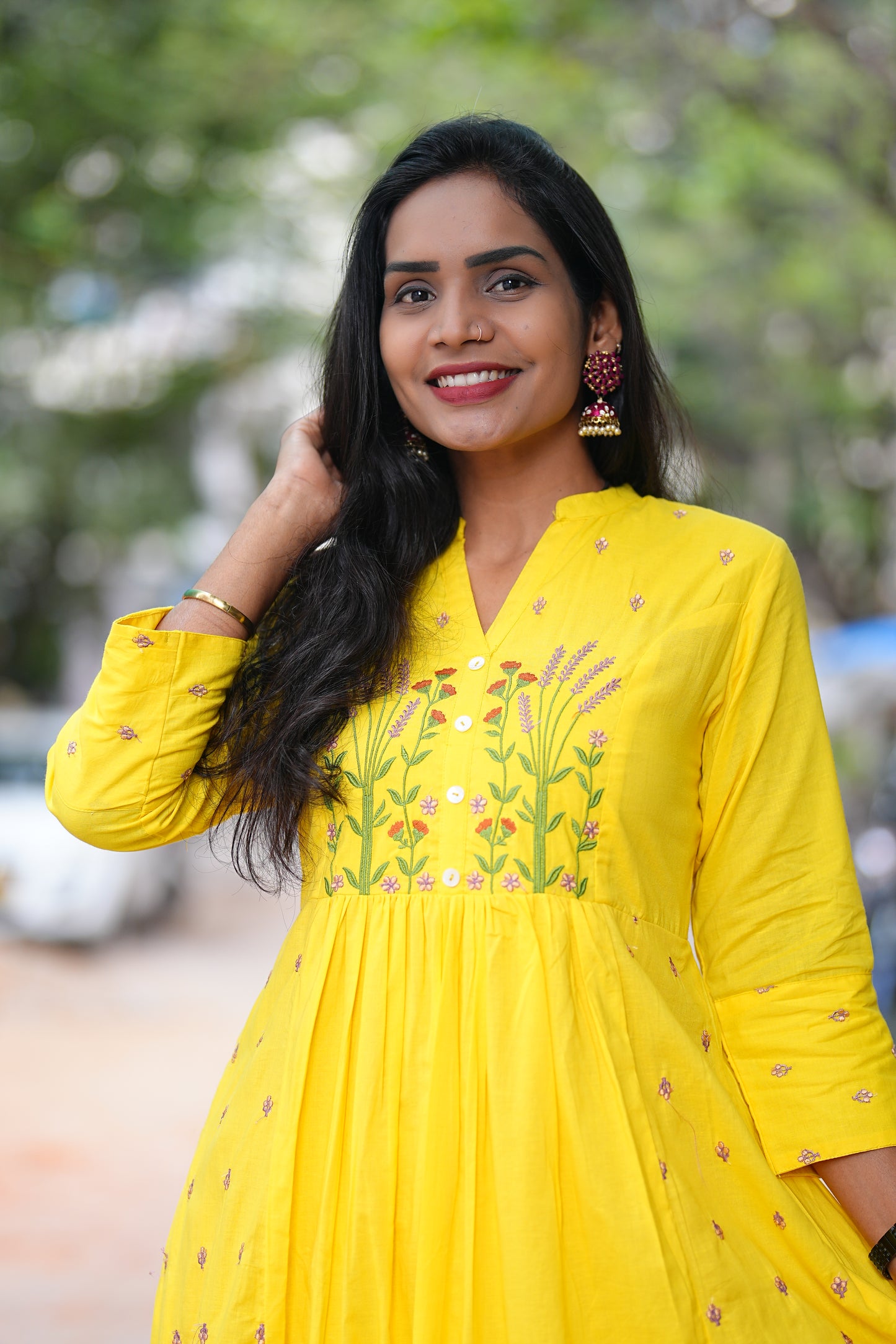 Yellow Color Thread Embriodary Pure Mul Cotton Cordset With Complete Lining