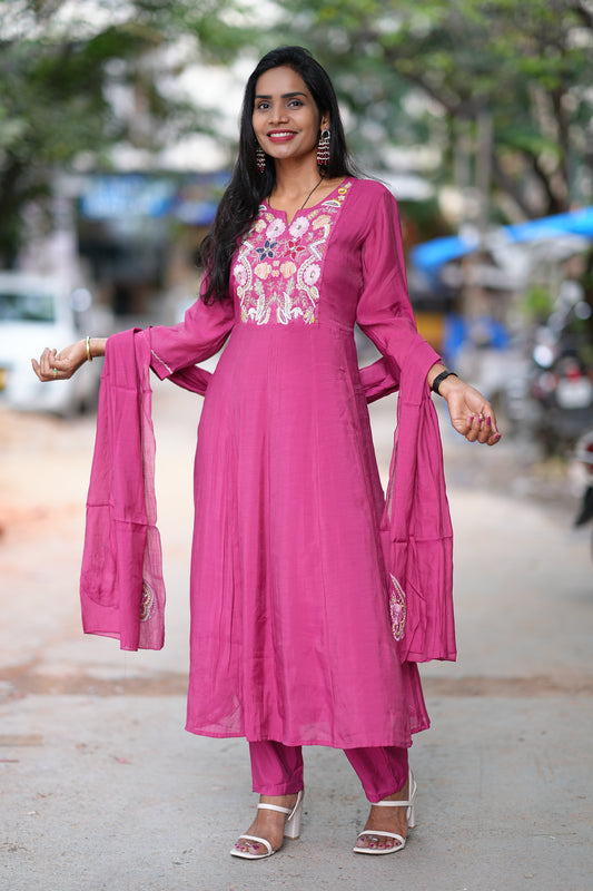 Onion Pink Mul Chanderi 3 Piece Set With Lining Lining