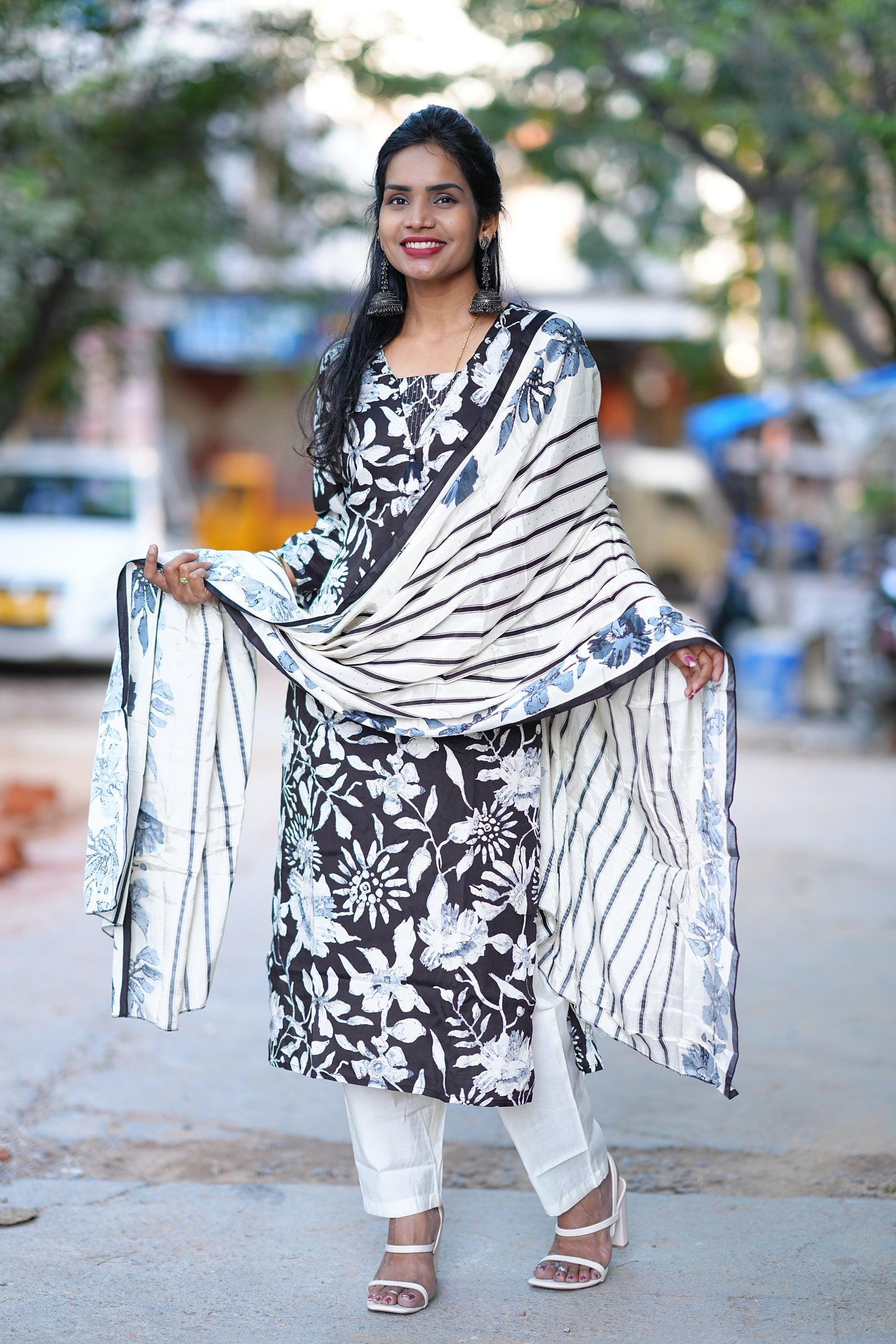 Desinger 3 Piece Set in Viscose Fabric with Cotton Lining