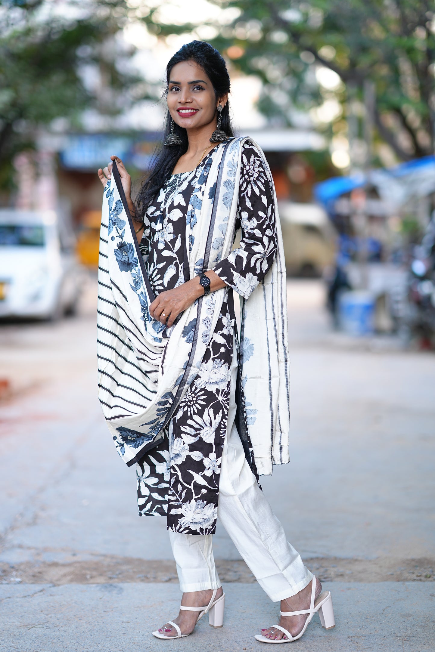 Desinger 3 Piece Set in Viscose Fabric with Cotton Lining