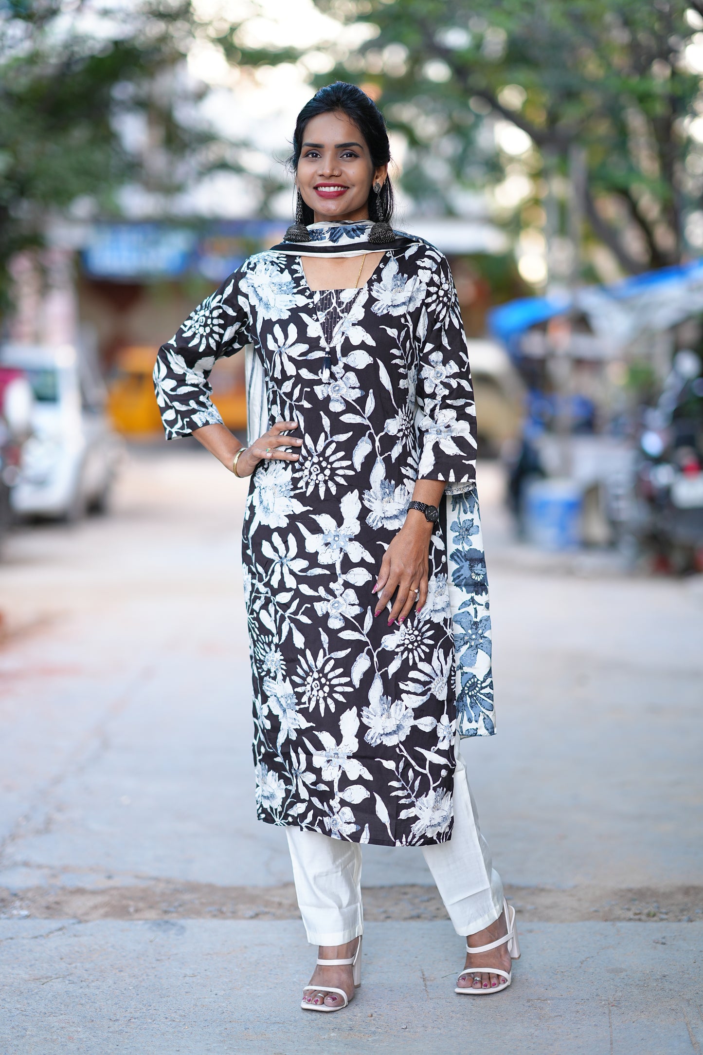 Desinger 3 Piece Set in Viscose Fabric with Cotton Lining