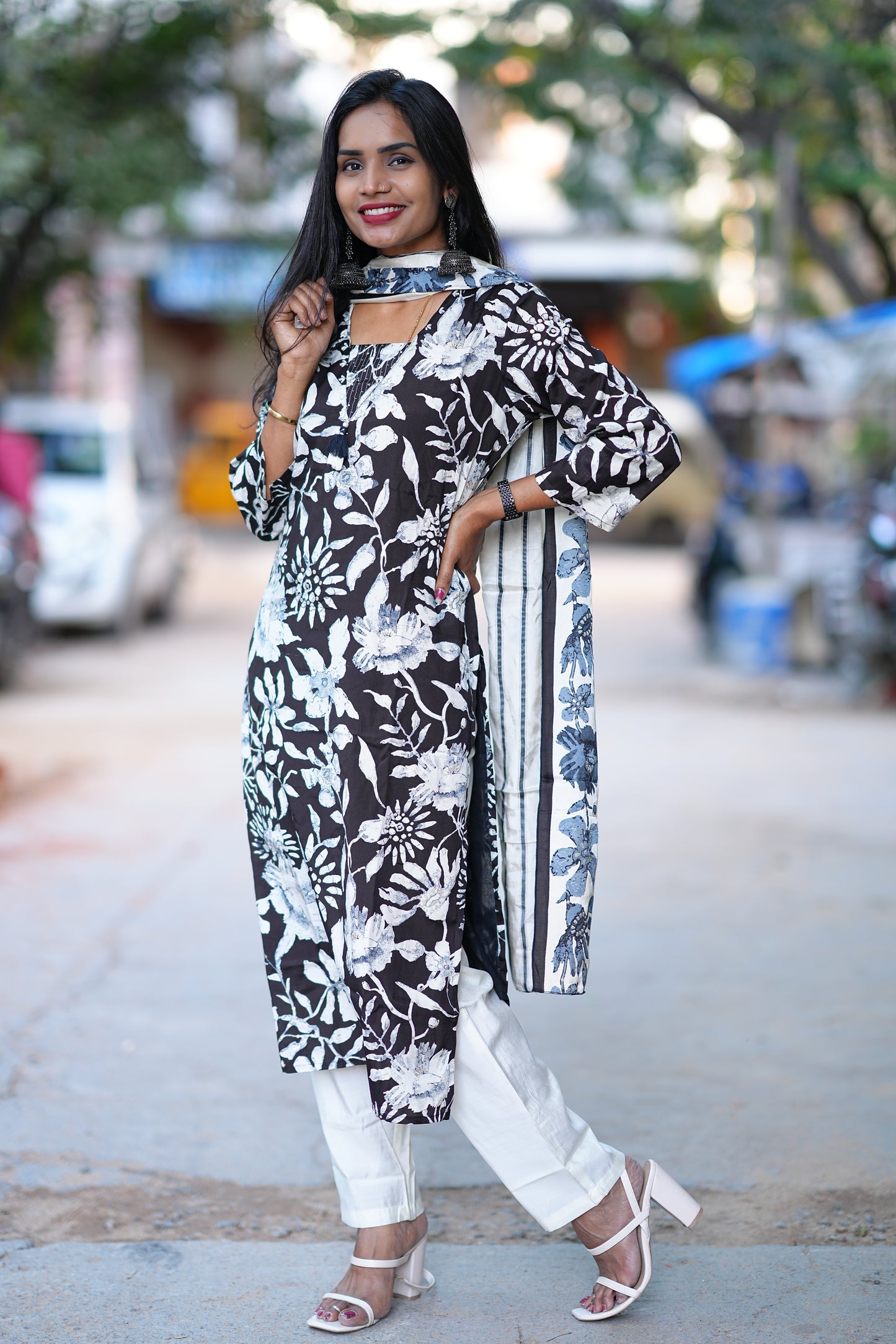 Desinger 3 Piece Set in Viscose Fabric with Cotton Lining