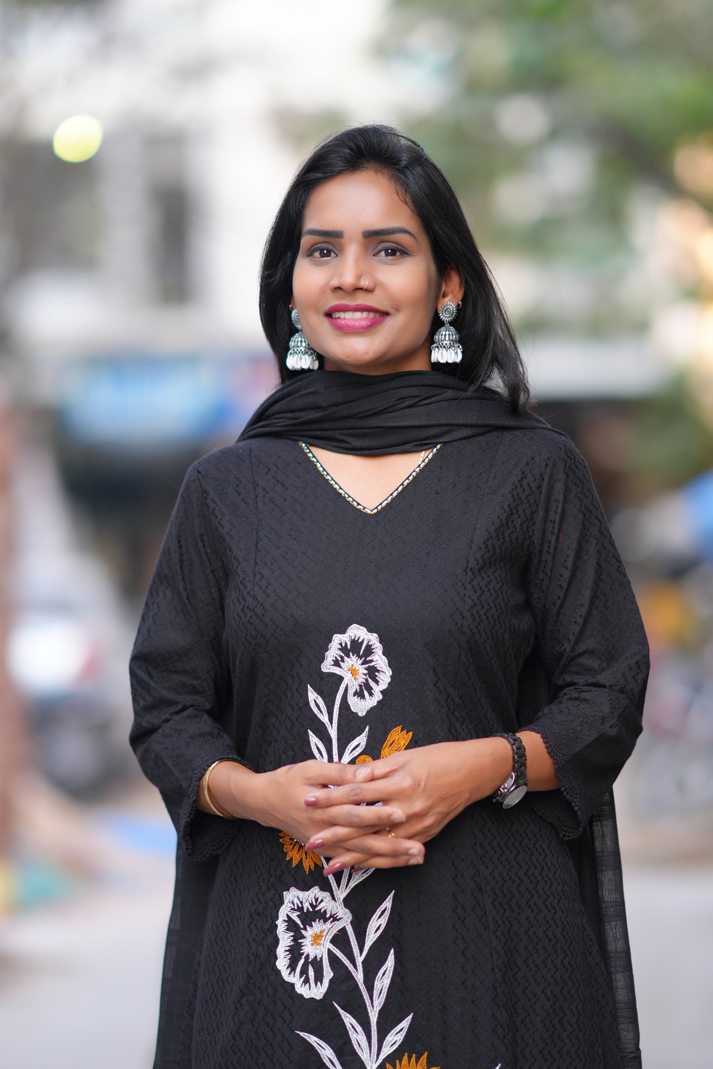 Black Color Mul Cotton 3 Piece Set with Embriodary Work and Complete Lining