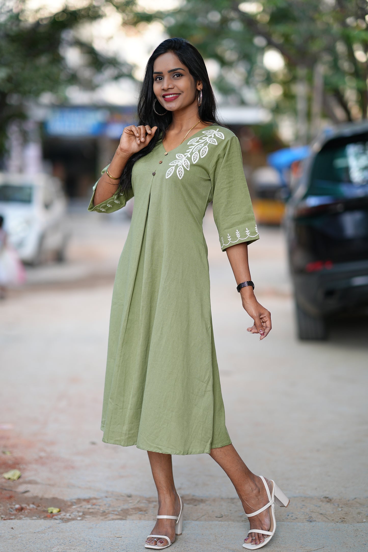 Olive Green Color Maxi With Thread Embroidery Work