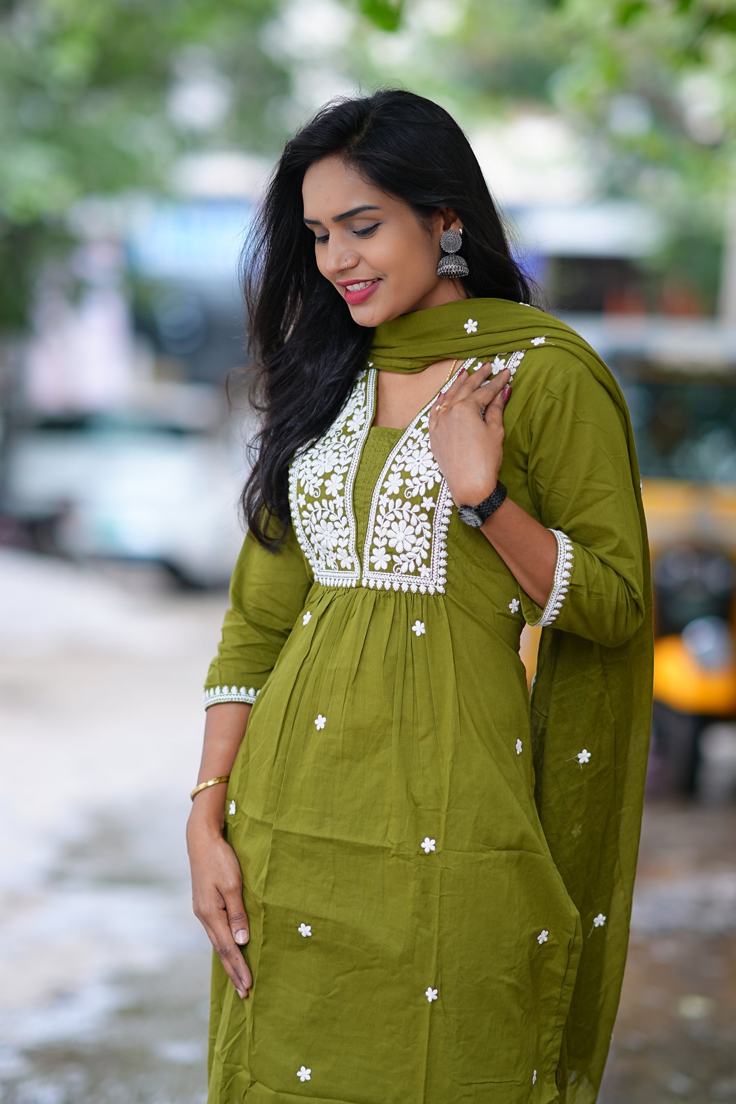 Mehendhi Green Color Straight Cut 3 Piece Set With thread Embriodary Work