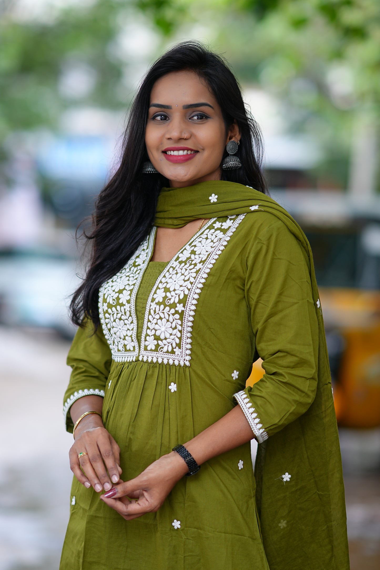 Mehendhi Green Color Straight Cut 3 Piece Set With thread Embriodary Work