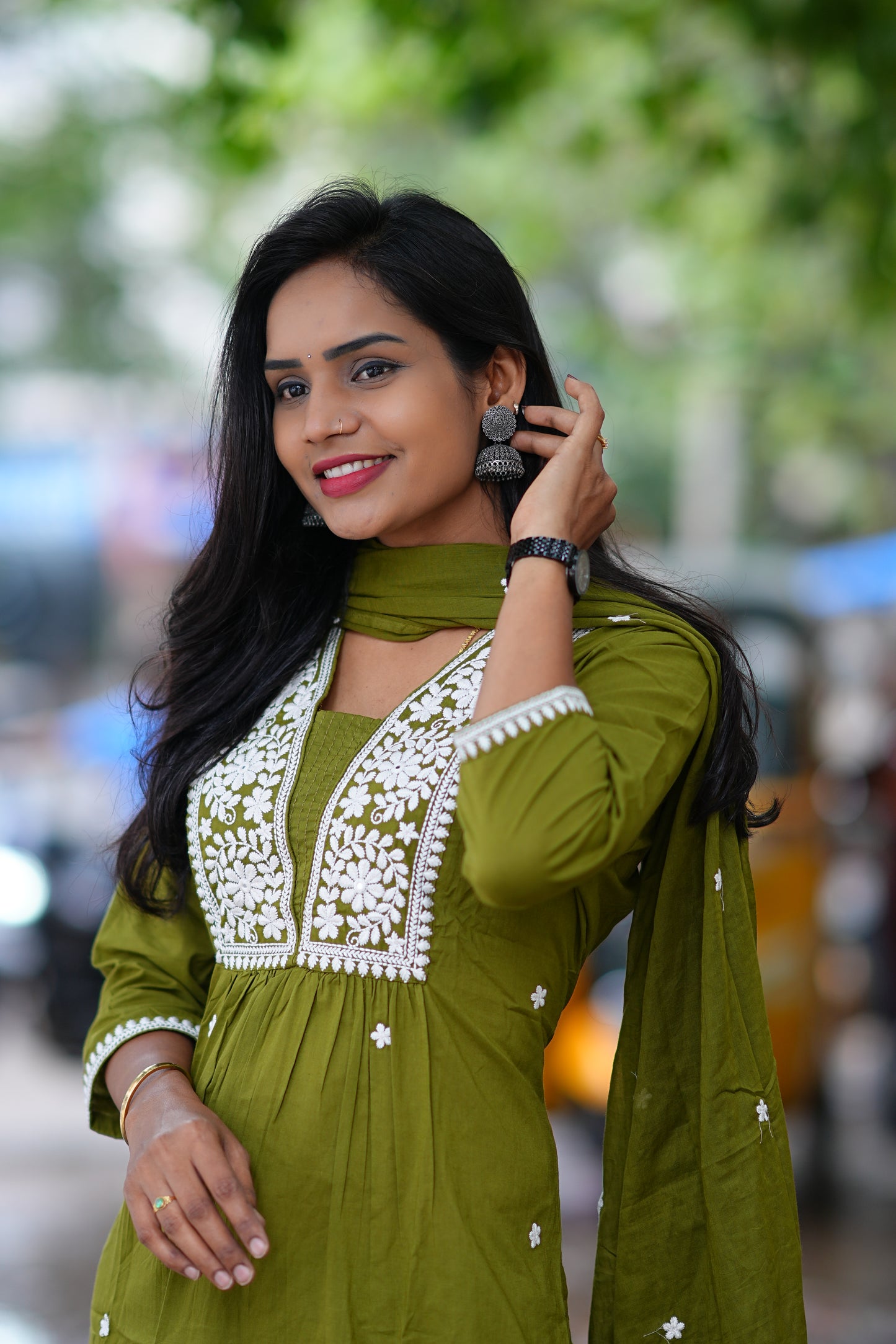 Mehendhi Green Color Straight Cut 3 Piece Set With thread Embriodary Work