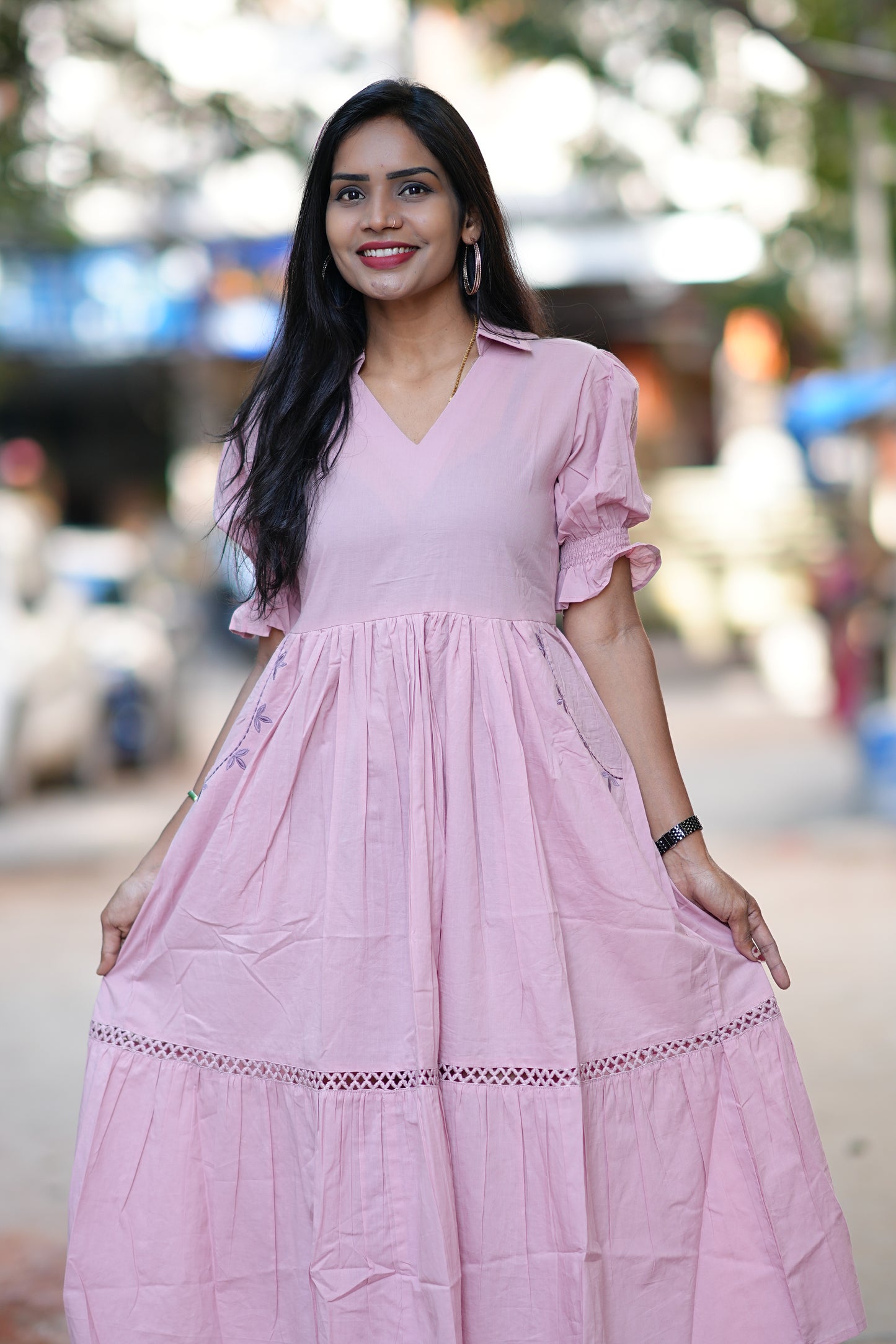 Cotton Frock With Dual Pockets and thread Embriodary Work
