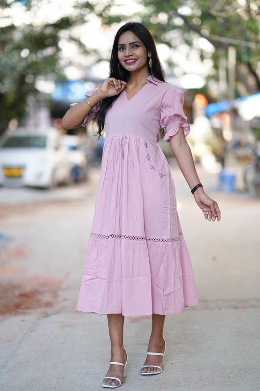 Cotton Frock With Dual Pockets and thread Embriodary Work