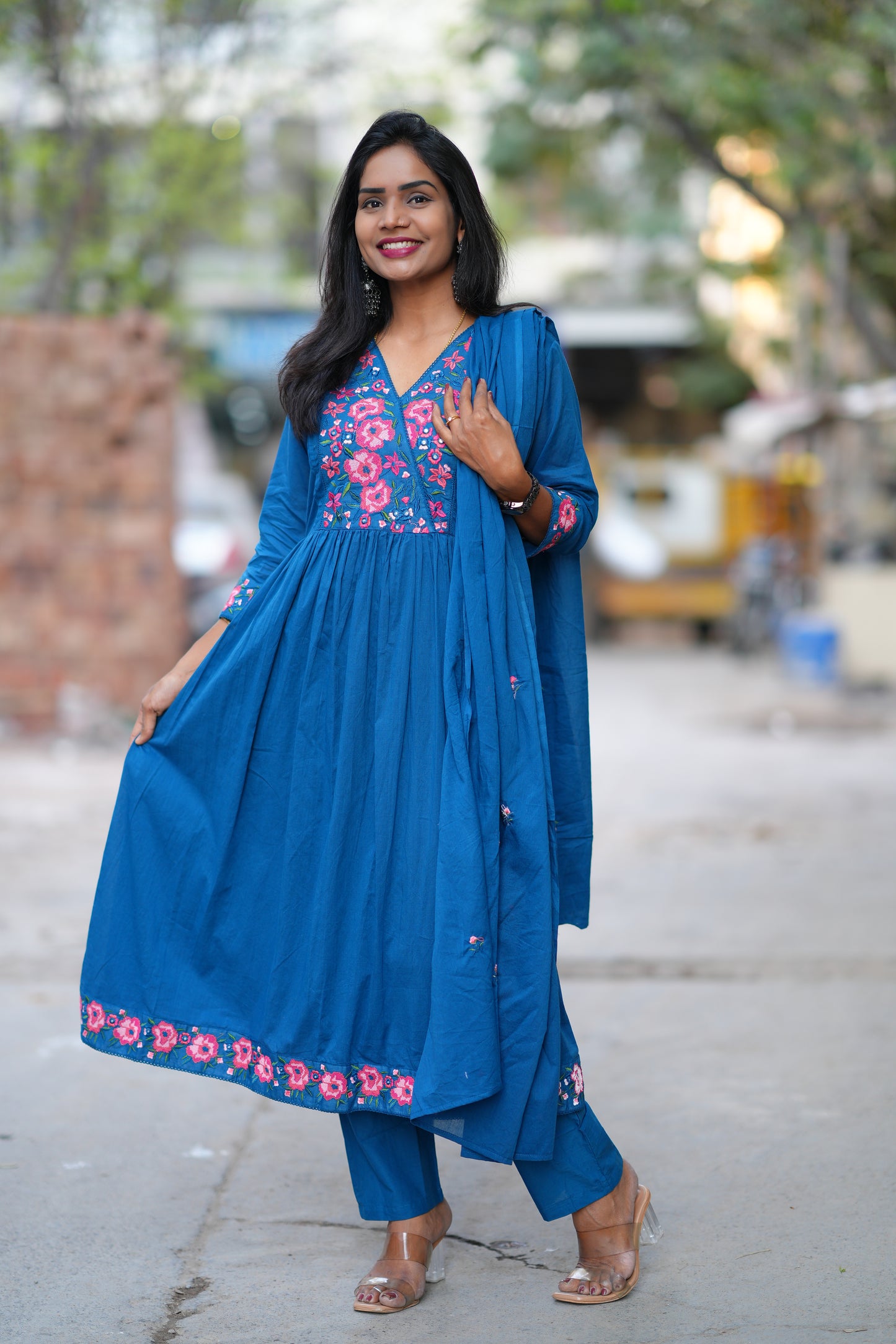 Teal Blue Color Mul Cotton 3 Piece Set With Embroidery Work and Complete Lining